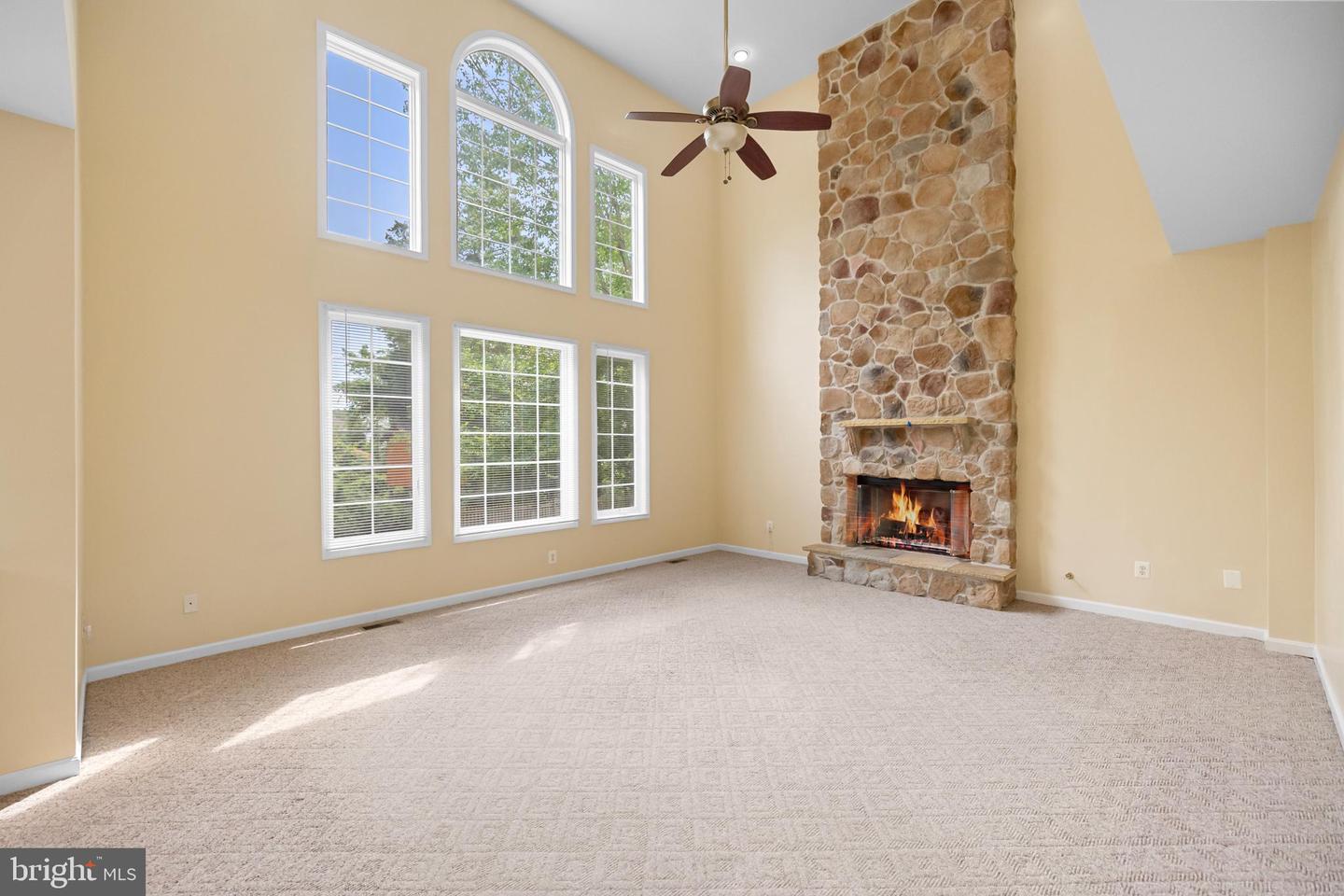 42667 FREEDOM ST, CHANTILLY, Virginia 20152, 6 Bedrooms Bedrooms, ,5 BathroomsBathrooms,Residential,For sale,42667 FREEDOM ST,VALO2104200 MLS # VALO2104200