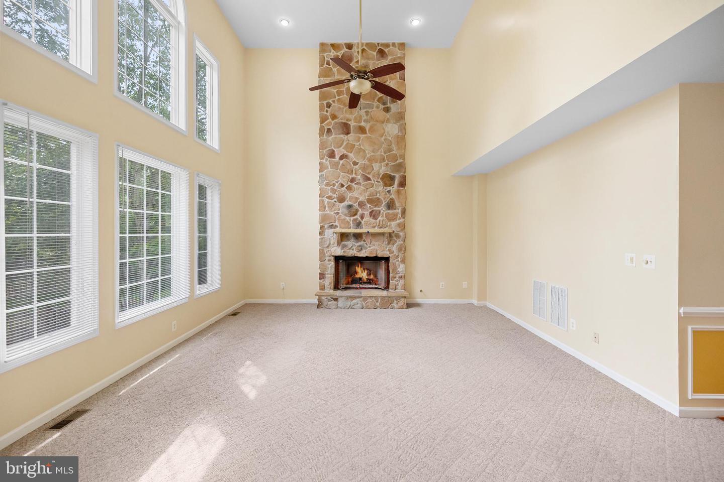 42667 FREEDOM ST, CHANTILLY, Virginia 20152, 6 Bedrooms Bedrooms, ,5 BathroomsBathrooms,Residential,For sale,42667 FREEDOM ST,VALO2104200 MLS # VALO2104200