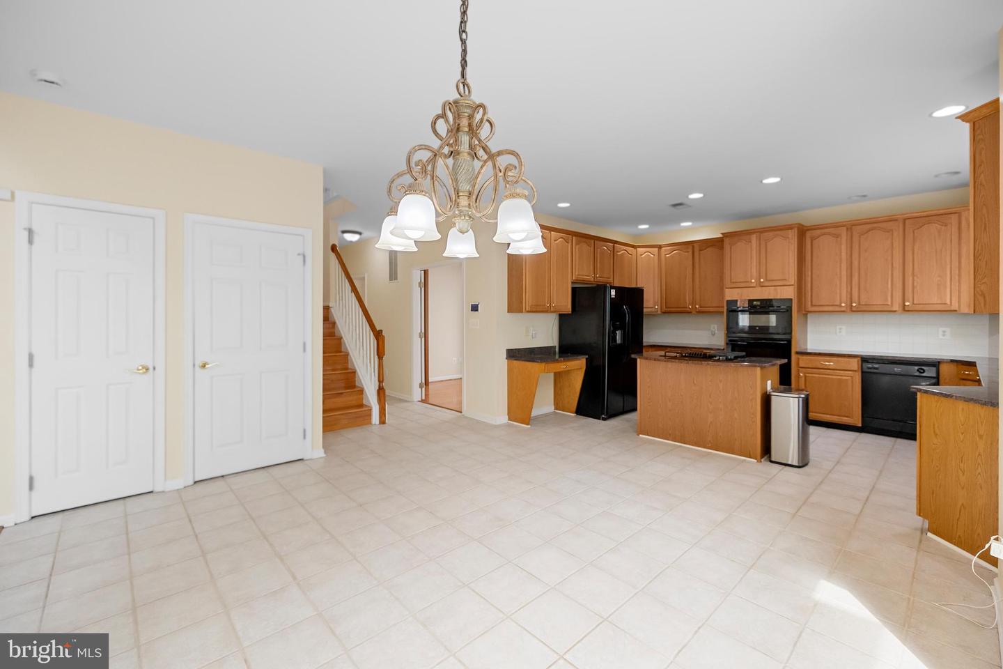 42667 FREEDOM ST, CHANTILLY, Virginia 20152, 6 Bedrooms Bedrooms, ,5 BathroomsBathrooms,Residential,For sale,42667 FREEDOM ST,VALO2104200 MLS # VALO2104200