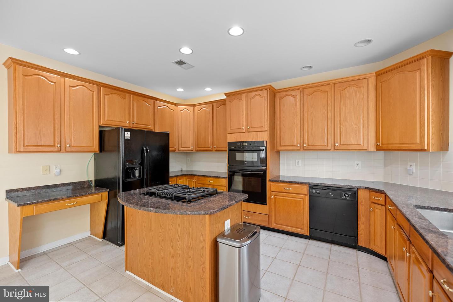 42667 FREEDOM ST, CHANTILLY, Virginia 20152, 6 Bedrooms Bedrooms, ,5 BathroomsBathrooms,Residential,For sale,42667 FREEDOM ST,VALO2104200 MLS # VALO2104200
