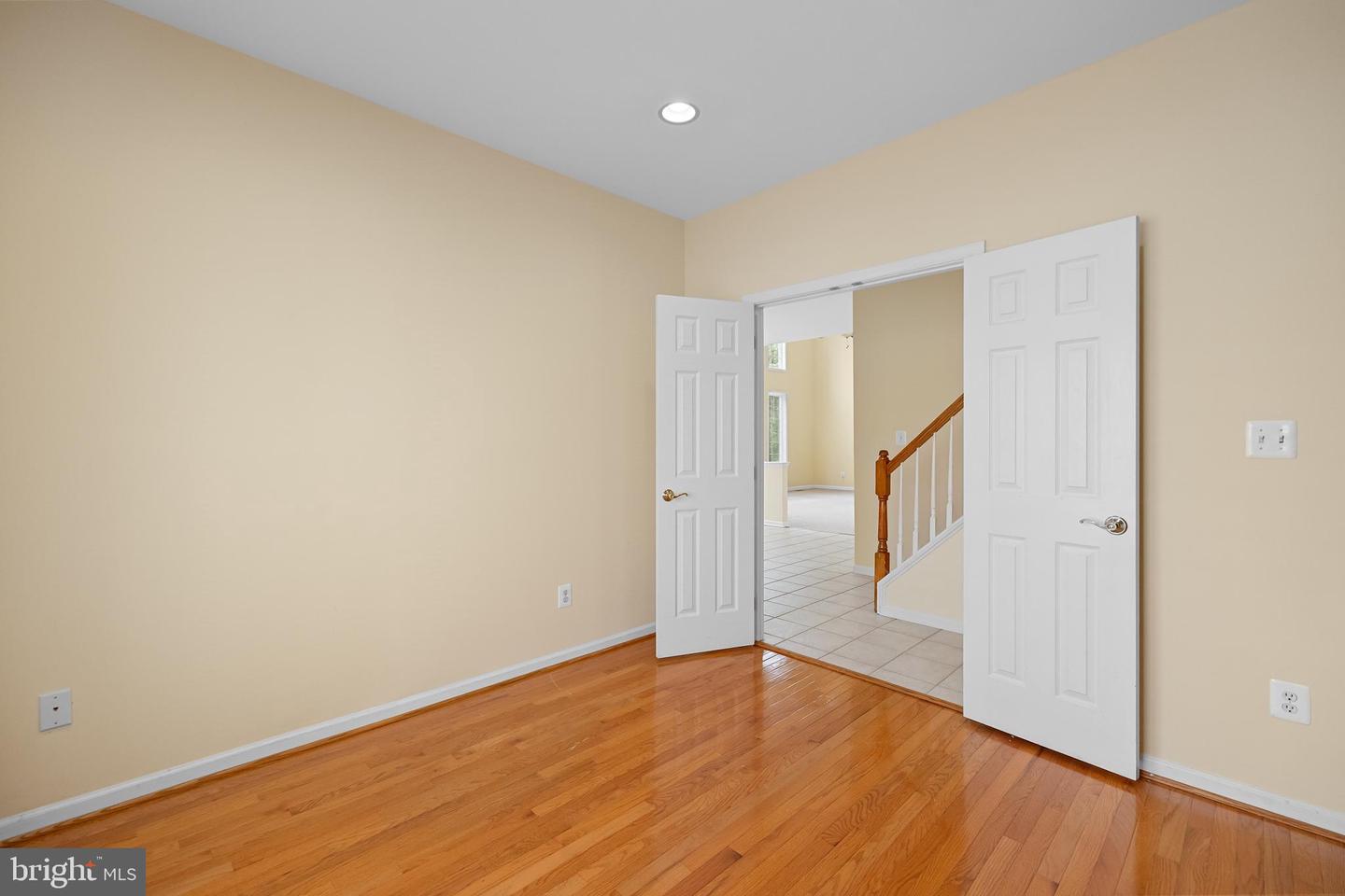 42667 FREEDOM ST, CHANTILLY, Virginia 20152, 6 Bedrooms Bedrooms, ,5 BathroomsBathrooms,Residential,For sale,42667 FREEDOM ST,VALO2104200 MLS # VALO2104200