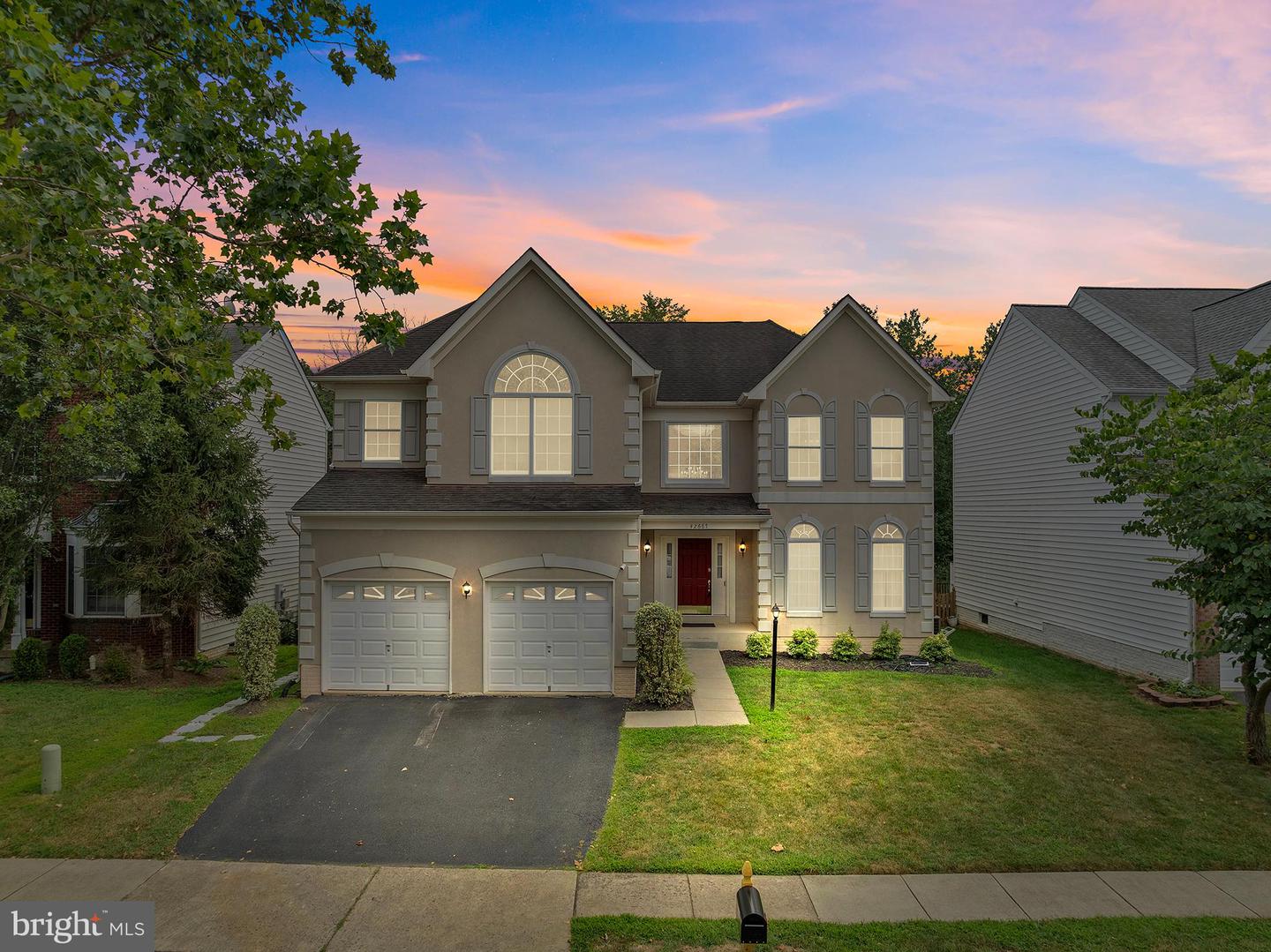 42667 FREEDOM ST, CHANTILLY, Virginia 20152, 6 Bedrooms Bedrooms, ,5 BathroomsBathrooms,Residential,For sale,42667 FREEDOM ST,VALO2104200 MLS # VALO2104200