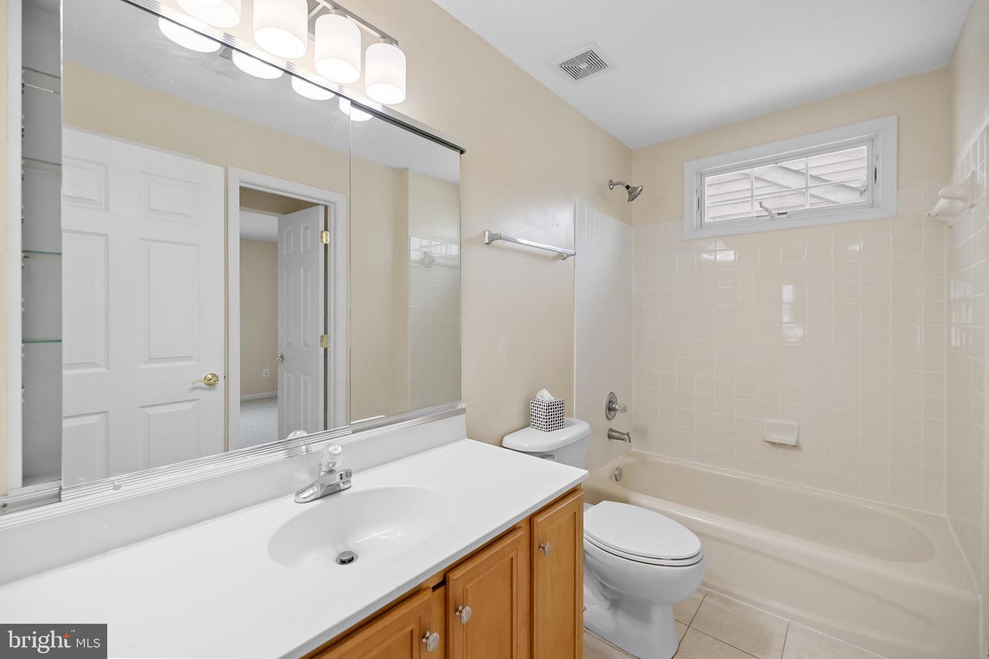 42667 FREEDOM ST, CHANTILLY, Virginia 20152, 6 Bedrooms Bedrooms, ,5 BathroomsBathrooms,Residential,For sale,42667 FREEDOM ST,VALO2104200 MLS # VALO2104200