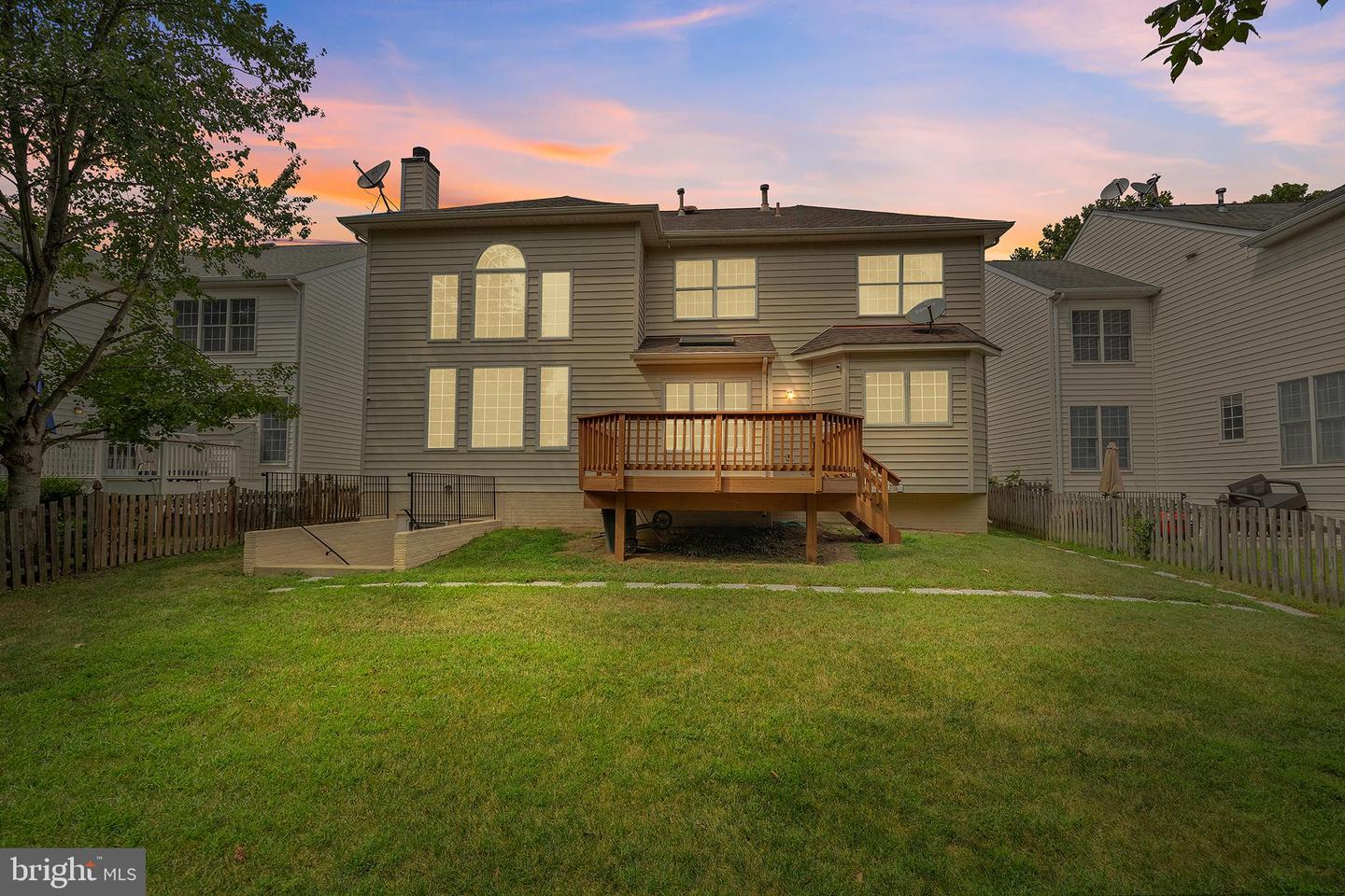 42667 FREEDOM ST, CHANTILLY, Virginia 20152, 6 Bedrooms Bedrooms, ,5 BathroomsBathrooms,Residential,For sale,42667 FREEDOM ST,VALO2104200 MLS # VALO2104200