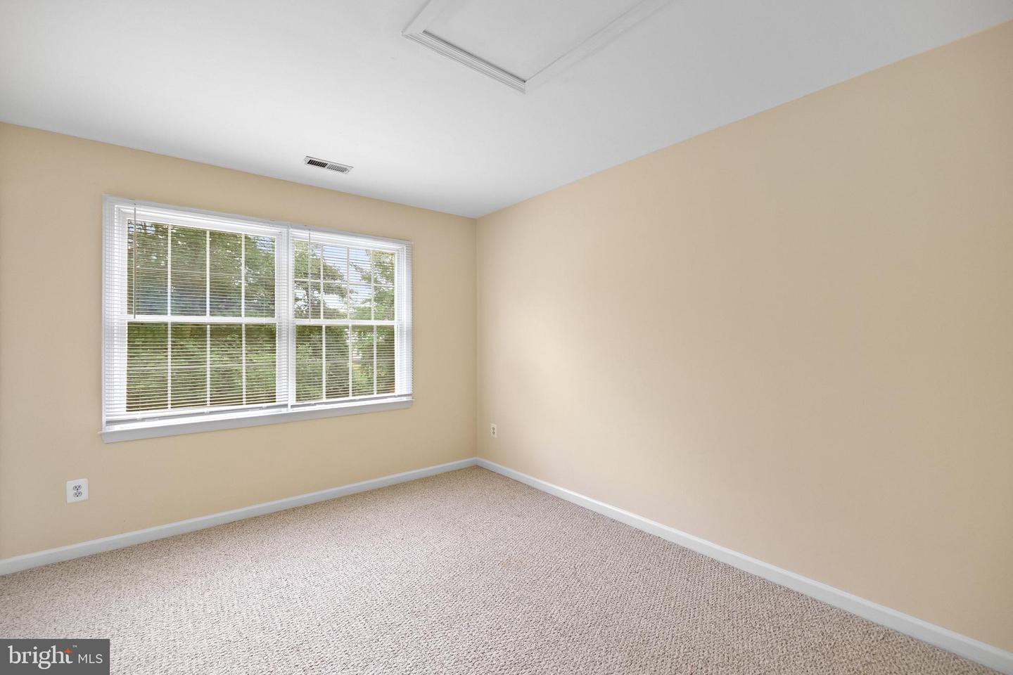 42667 FREEDOM ST, CHANTILLY, Virginia 20152, 6 Bedrooms Bedrooms, ,5 BathroomsBathrooms,Residential,For sale,42667 FREEDOM ST,VALO2104200 MLS # VALO2104200