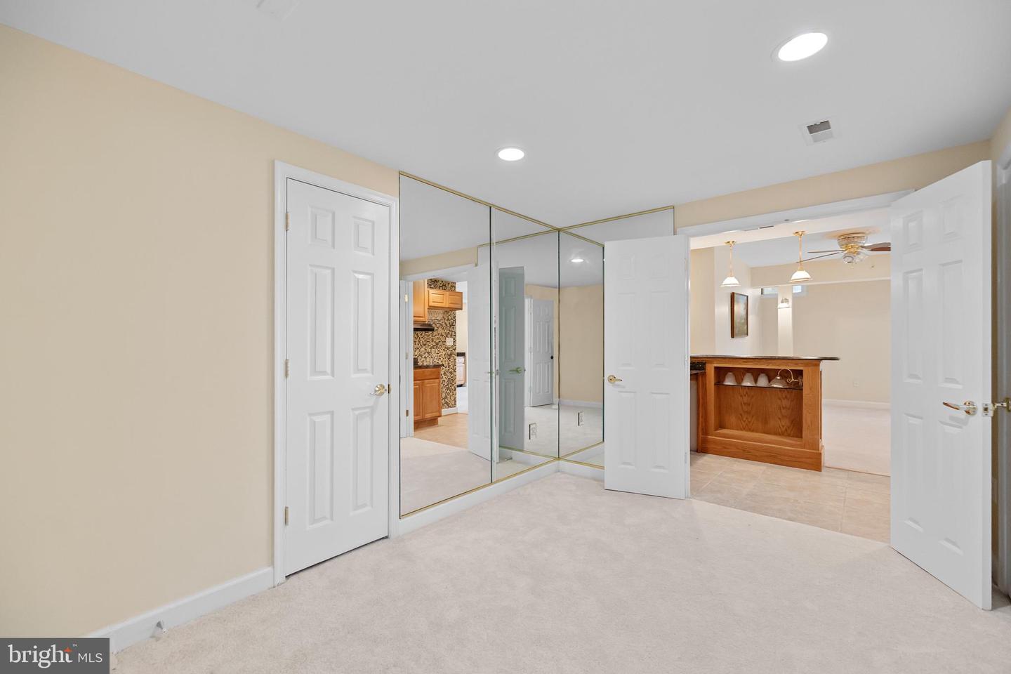 42667 FREEDOM ST, CHANTILLY, Virginia 20152, 6 Bedrooms Bedrooms, ,5 BathroomsBathrooms,Residential,For sale,42667 FREEDOM ST,VALO2104200 MLS # VALO2104200