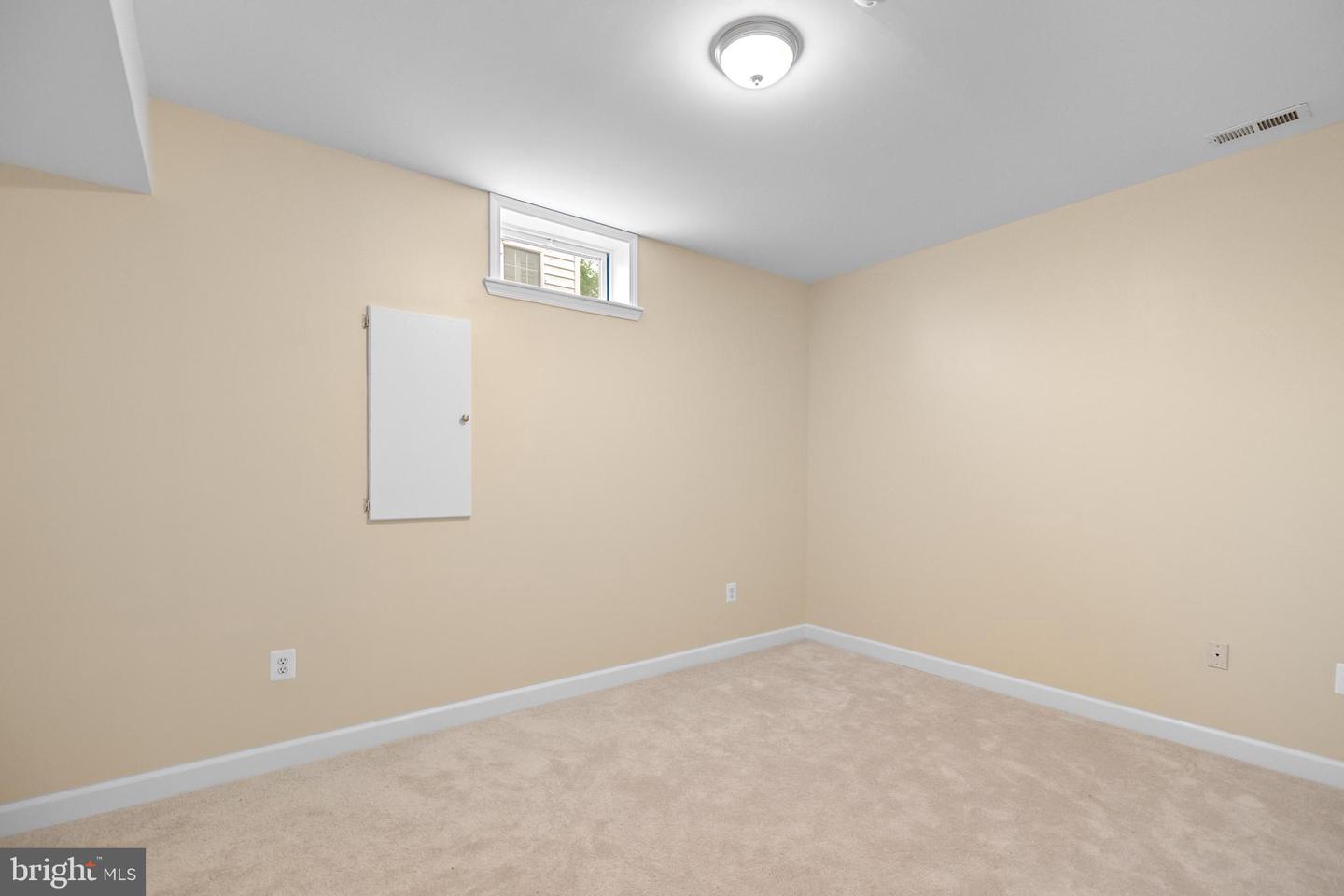 42667 FREEDOM ST, CHANTILLY, Virginia 20152, 6 Bedrooms Bedrooms, ,5 BathroomsBathrooms,Residential,For sale,42667 FREEDOM ST,VALO2104200 MLS # VALO2104200