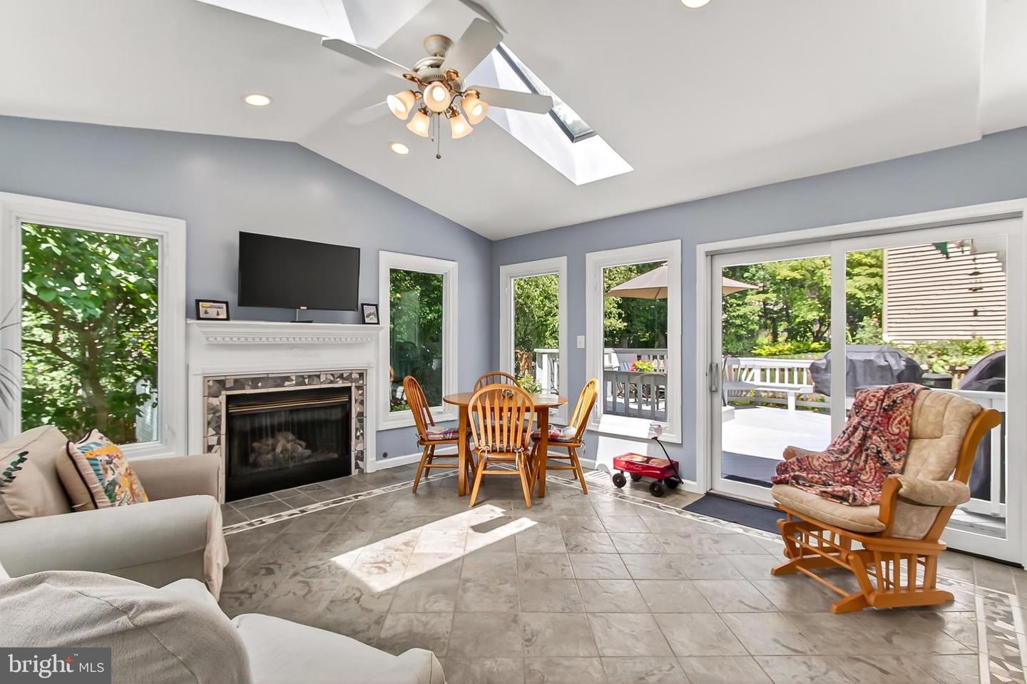 3466 GRAMBELL CT, WOODBRIDGE, Virginia 22192, 5 Bedrooms Bedrooms, 14 Rooms Rooms,2 BathroomsBathrooms,Residential,For sale,3466 GRAMBELL CT,VAPW2101090 MLS # VAPW2101090