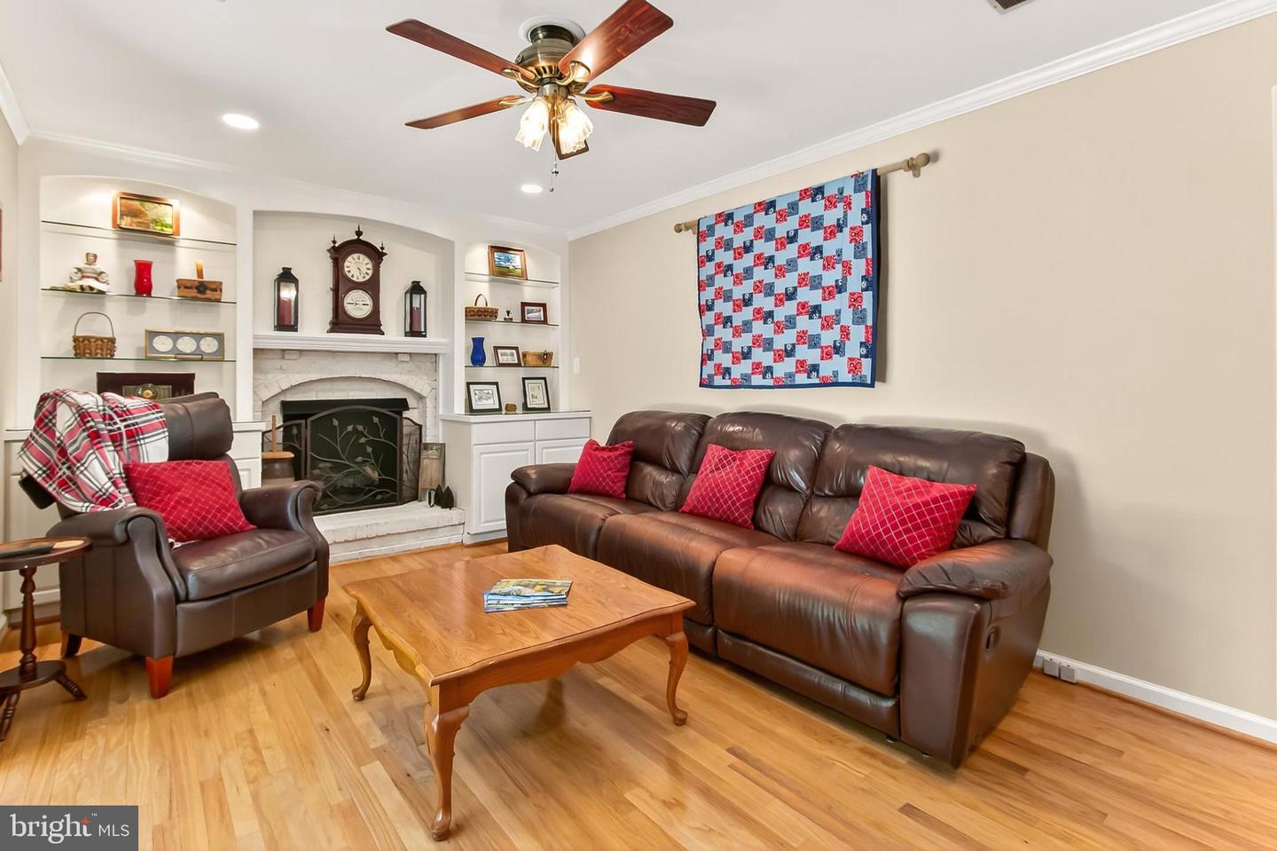 3466 GRAMBELL CT, WOODBRIDGE, Virginia 22192, 5 Bedrooms Bedrooms, 14 Rooms Rooms,2 BathroomsBathrooms,Residential,For sale,3466 GRAMBELL CT,VAPW2101090 MLS # VAPW2101090