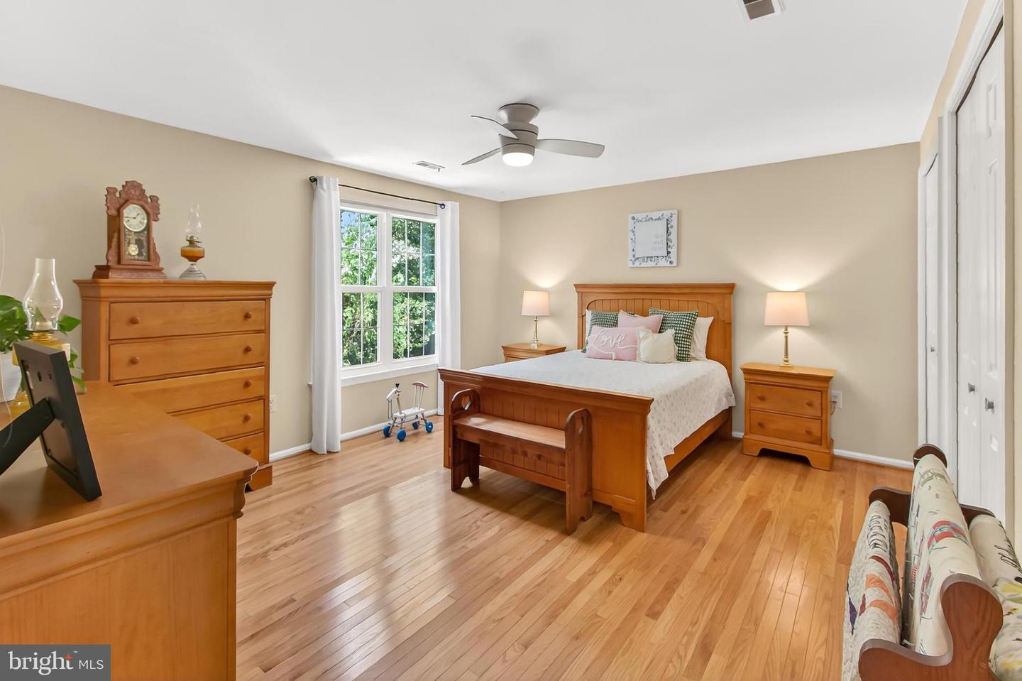 3466 GRAMBELL CT, WOODBRIDGE, Virginia 22192, 5 Bedrooms Bedrooms, 14 Rooms Rooms,2 BathroomsBathrooms,Residential,For sale,3466 GRAMBELL CT,VAPW2101090 MLS # VAPW2101090