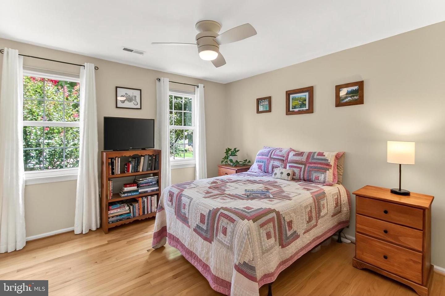 3466 GRAMBELL CT, WOODBRIDGE, Virginia 22192, 5 Bedrooms Bedrooms, 14 Rooms Rooms,2 BathroomsBathrooms,Residential,For sale,3466 GRAMBELL CT,VAPW2101090 MLS # VAPW2101090