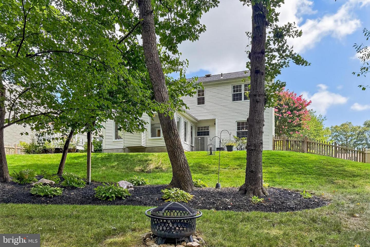 3466 GRAMBELL CT, WOODBRIDGE, Virginia 22192, 5 Bedrooms Bedrooms, 14 Rooms Rooms,2 BathroomsBathrooms,Residential,For sale,3466 GRAMBELL CT,VAPW2101090 MLS # VAPW2101090