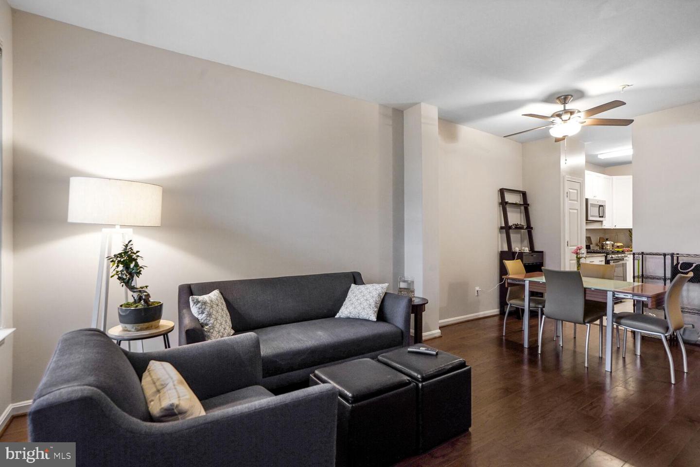2663 MANHATTAN PL #111, VIENNA, Virginia 22180, 2 Bedrooms Bedrooms, ,2 BathroomsBathrooms,Residential,For sale,2663 MANHATTAN PL #111,VAFX2260282 MLS # VAFX2260282