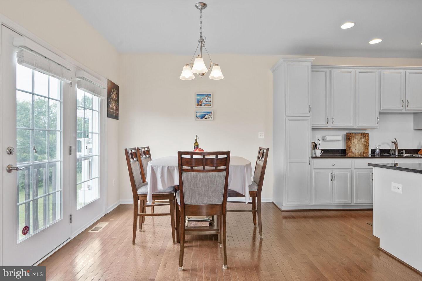 43179 MITCHAM SQ, ASHBURN, Virginia 20148, 3 Bedrooms Bedrooms, ,2 BathroomsBathrooms,Residential,For sale,43179 MITCHAM SQ,VALO2104256 MLS # VALO2104256