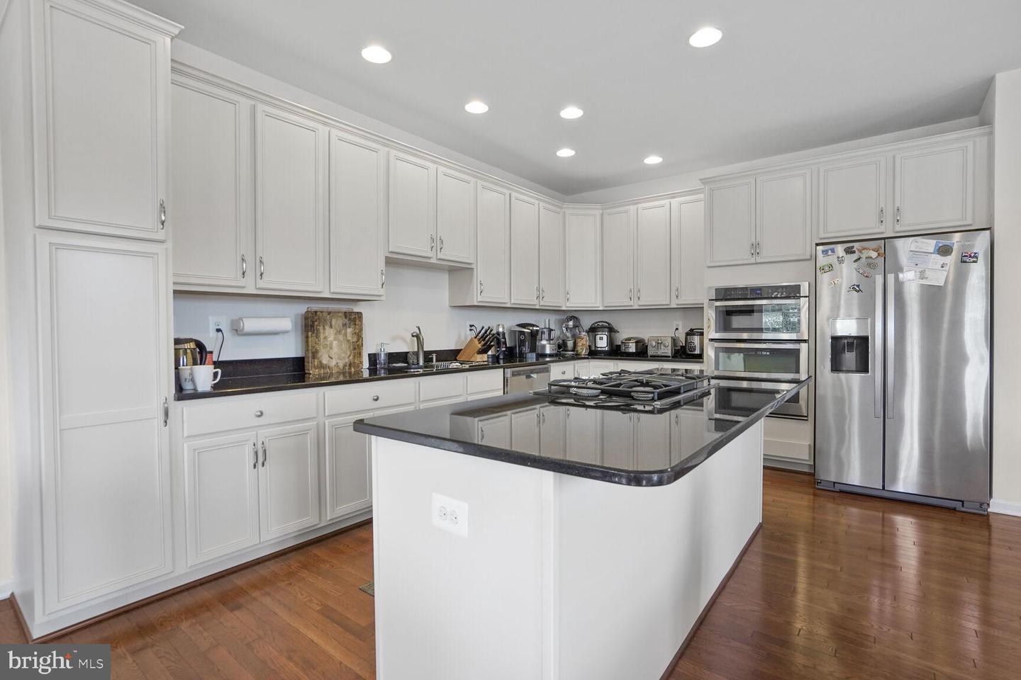 43179 MITCHAM SQ, ASHBURN, Virginia 20148, 3 Bedrooms Bedrooms, ,2 BathroomsBathrooms,Residential,For sale,43179 MITCHAM SQ,VALO2104256 MLS # VALO2104256
