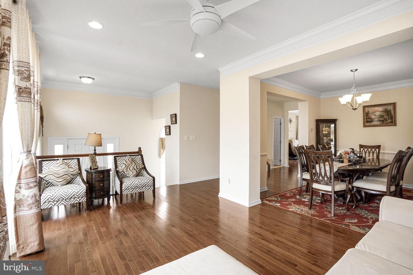 43179 MITCHAM SQ, ASHBURN, Virginia 20148, 3 Bedrooms Bedrooms, ,2 BathroomsBathrooms,Residential,For sale,43179 MITCHAM SQ,VALO2104256 MLS # VALO2104256