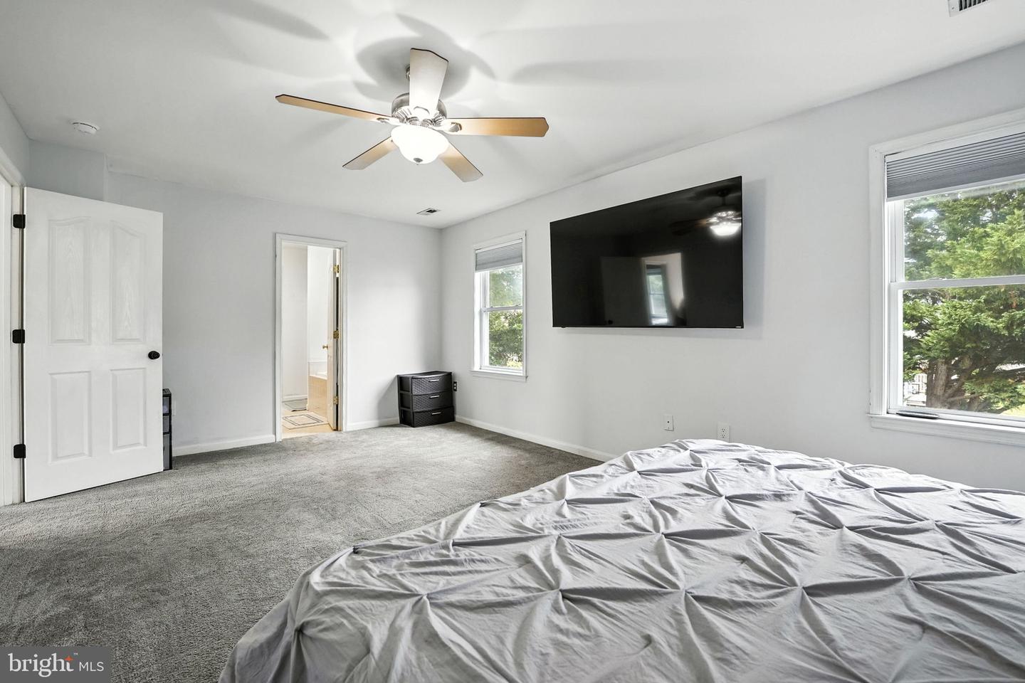 2 SUNSET RIDGE LN, FREDERICKSBURG, Virginia 22405, 4 Bedrooms Bedrooms, ,2 BathroomsBathrooms,Residential,For sale,2 SUNSET RIDGE LN,VAST2041678 MLS # VAST2041678