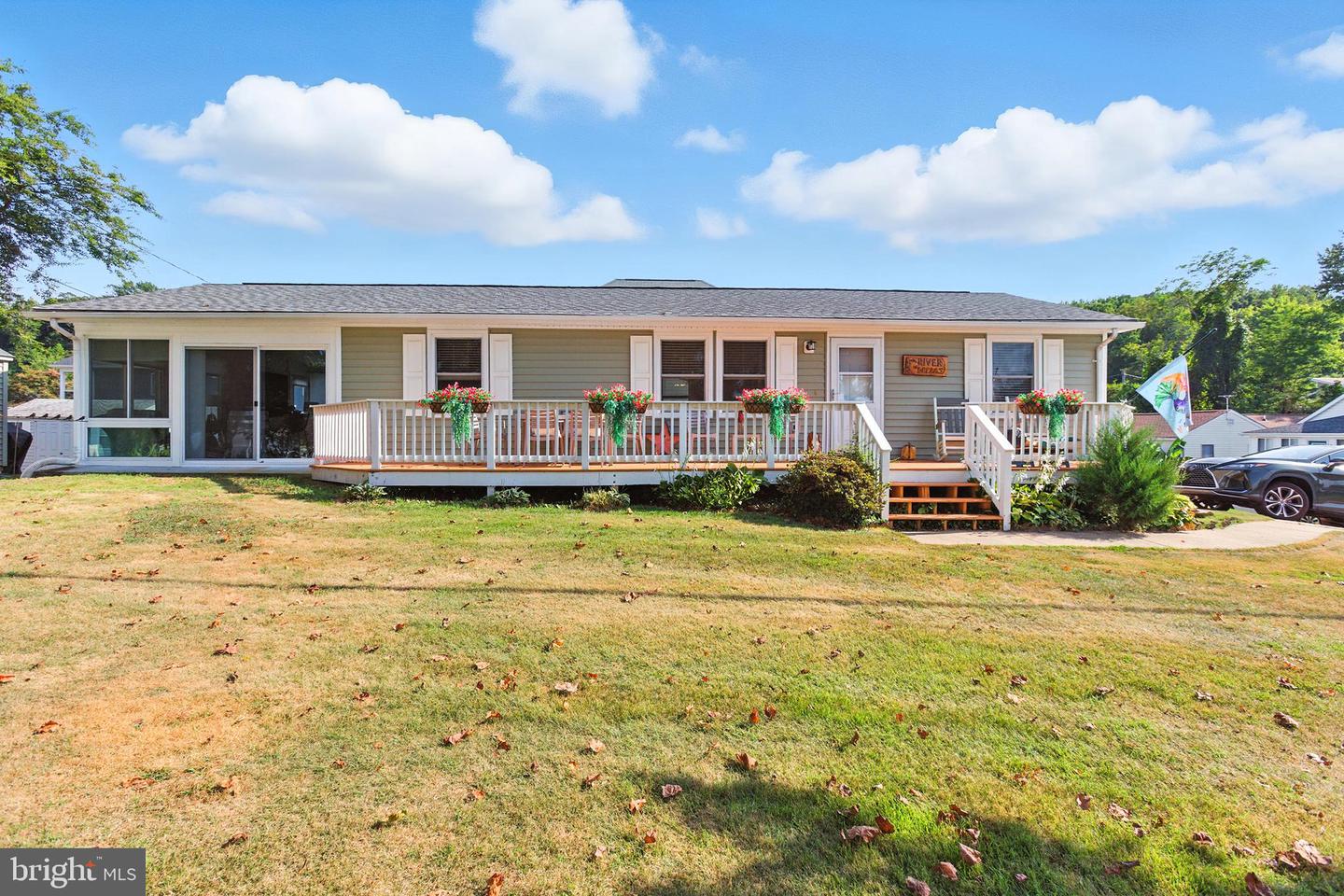 6137 1ST ST, KING GEORGE, Virginia 22485, 3 Bedrooms Bedrooms, 5 Rooms Rooms,1 BathroomBathrooms,Residential,For sale,6137 1ST ST,VAKG2006856 MLS # VAKG2006856
