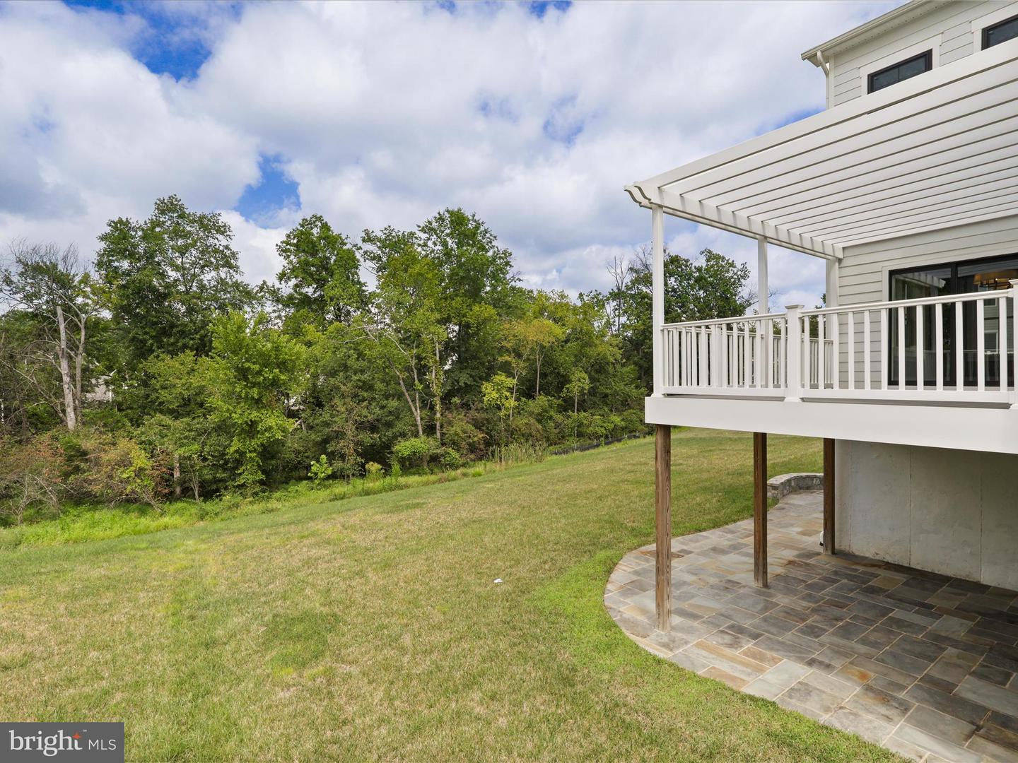 23369 WALKING WOODS LN, ALDIE, Virginia 20105, 6 Bedrooms Bedrooms, ,5 BathroomsBathrooms,Residential,For sale,23369 WALKING WOODS LN,VALO2104270 MLS # VALO2104270