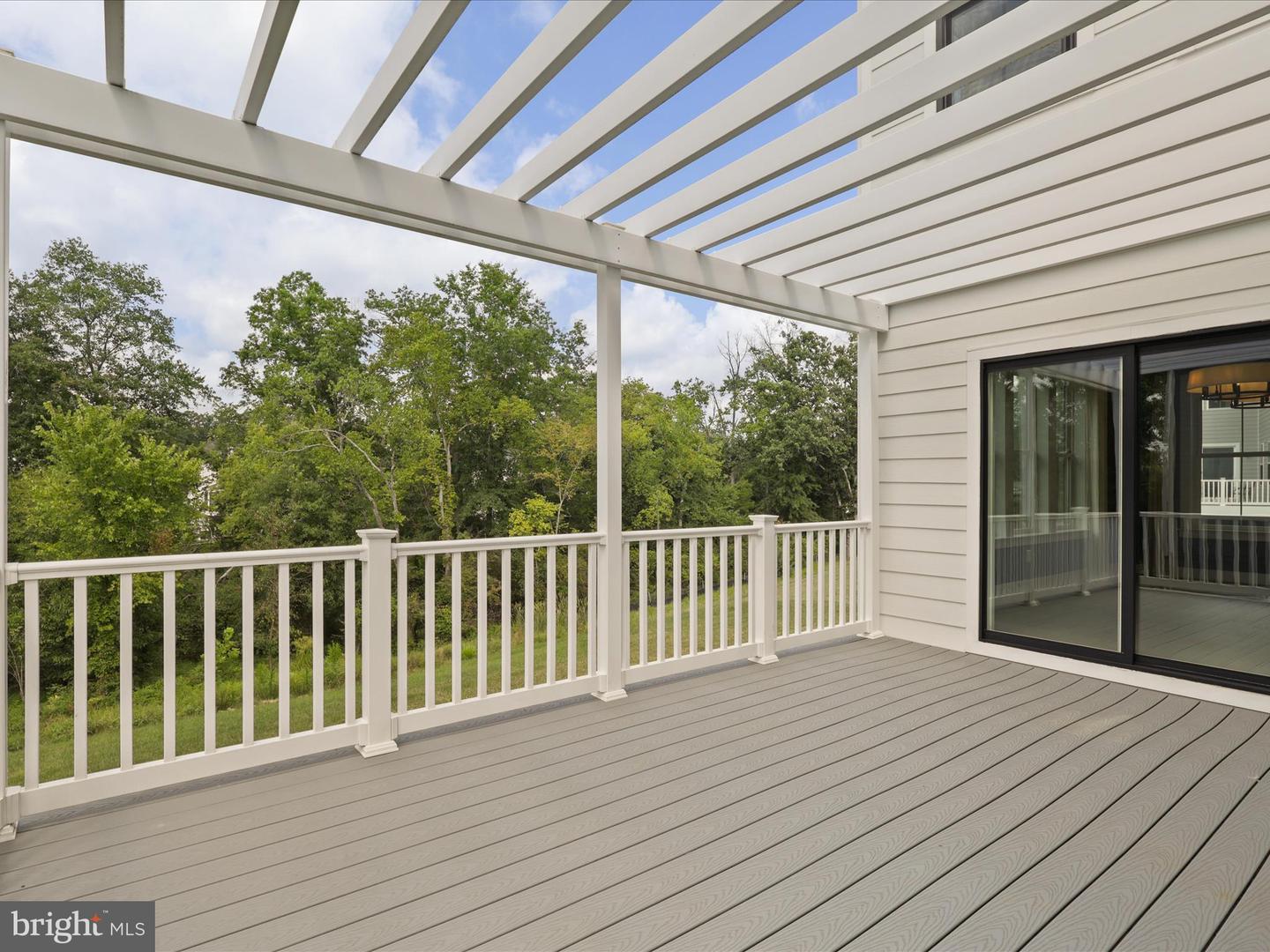 23369 WALKING WOODS LN, ALDIE, Virginia 20105, 6 Bedrooms Bedrooms, ,5 BathroomsBathrooms,Residential,For sale,23369 WALKING WOODS LN,VALO2104270 MLS # VALO2104270