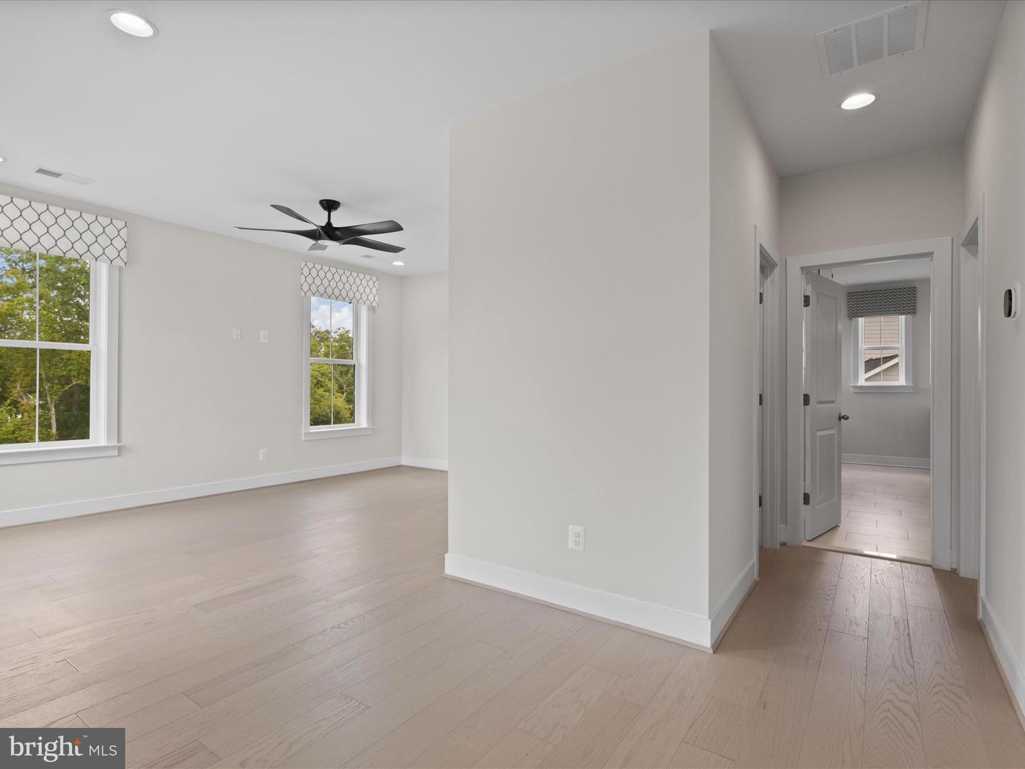 23369 WALKING WOODS LN, ALDIE, Virginia 20105, 6 Bedrooms Bedrooms, ,5 BathroomsBathrooms,Residential,For sale,23369 WALKING WOODS LN,VALO2104270 MLS # VALO2104270