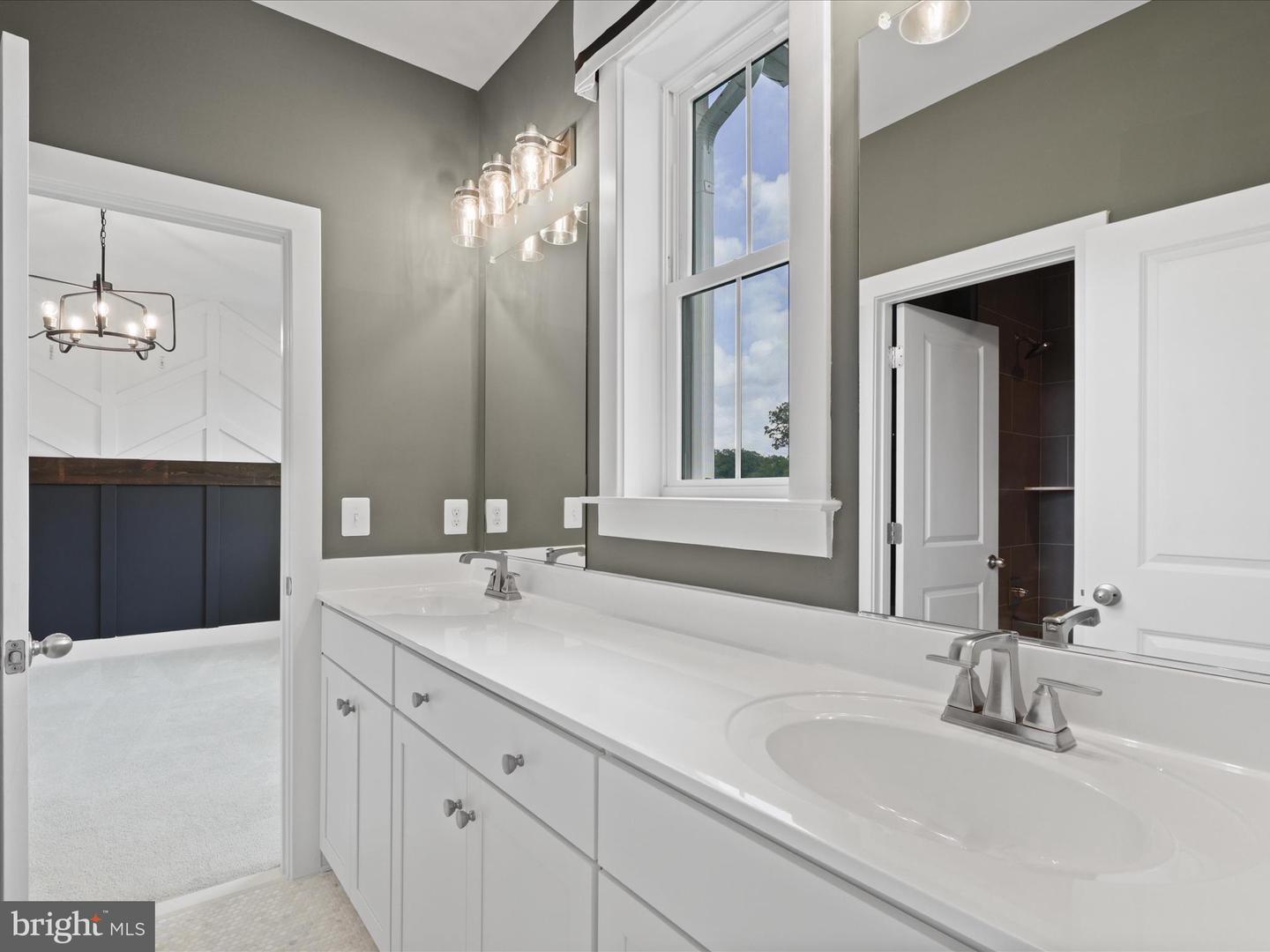 23369 WALKING WOODS LN, ALDIE, Virginia 20105, 6 Bedrooms Bedrooms, ,5 BathroomsBathrooms,Residential,For sale,23369 WALKING WOODS LN,VALO2104270 MLS # VALO2104270