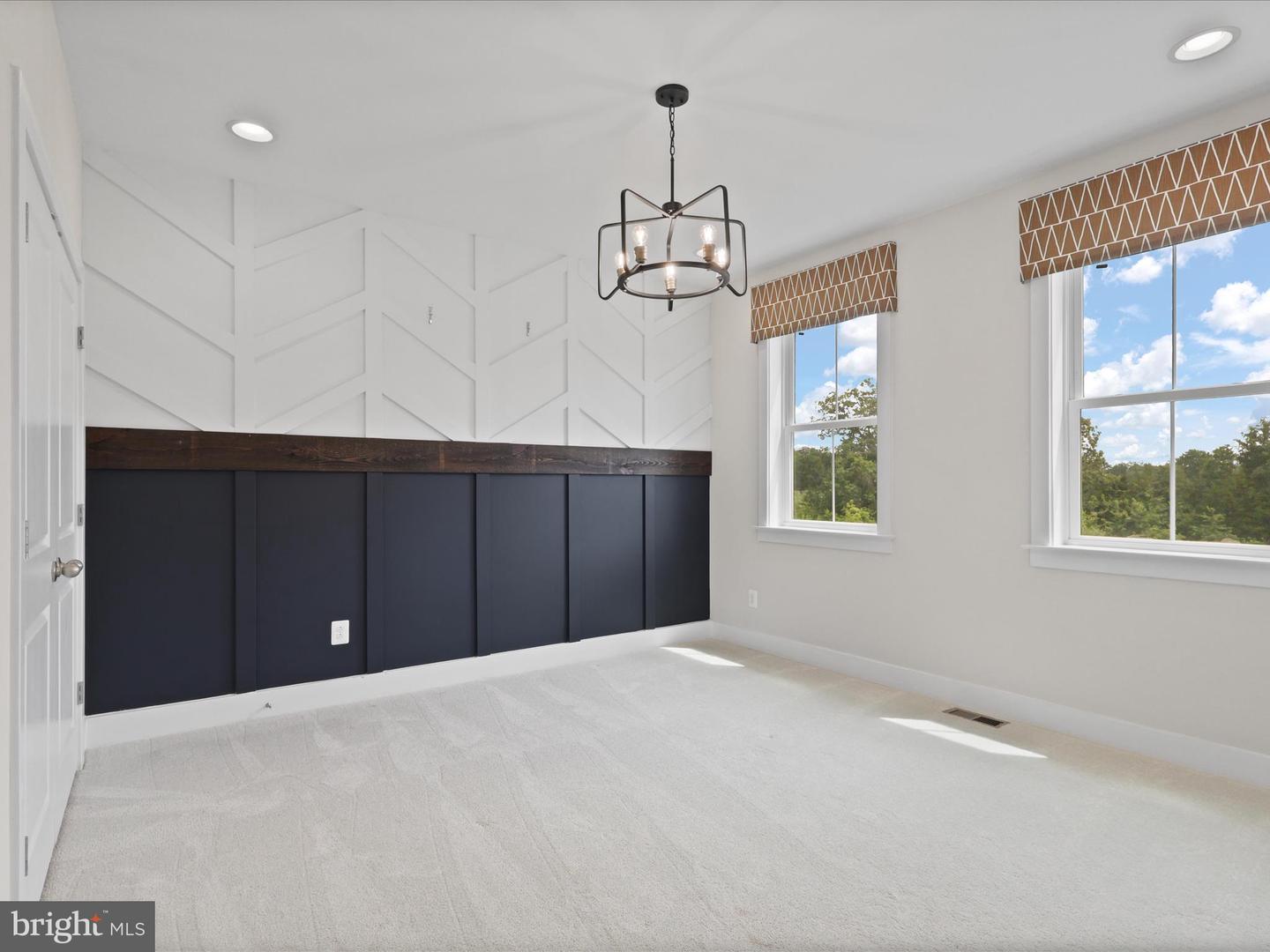 23369 WALKING WOODS LN, ALDIE, Virginia 20105, 6 Bedrooms Bedrooms, ,5 BathroomsBathrooms,Residential,For sale,23369 WALKING WOODS LN,VALO2104270 MLS # VALO2104270