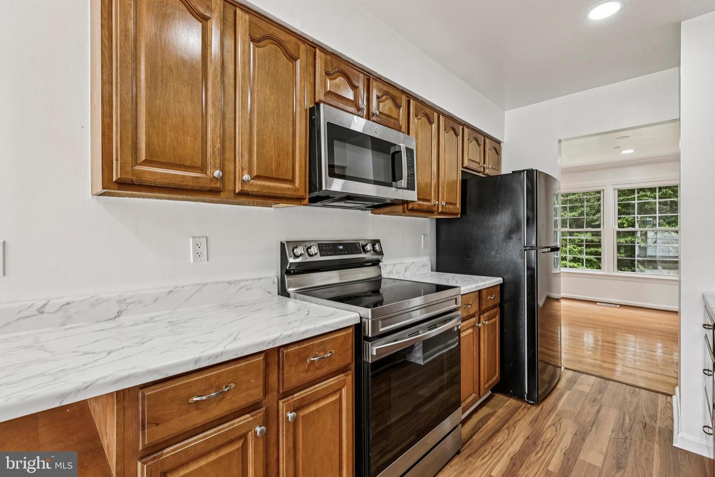 6312 TEAKWOOD CT, BURKE, Virginia 22015, 4 Bedrooms Bedrooms, 8 Rooms Rooms,3 BathroomsBathrooms,Residential,For sale,6312 TEAKWOOD CT,VAFX2260546 MLS # VAFX2260546