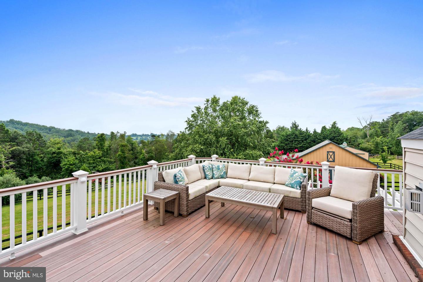 9163 OLD WATERLOO RD, WARRENTON, Virginia 20186, 5 Bedrooms Bedrooms, ,4 BathroomsBathrooms,Residential,For sale,9163 OLD WATERLOO RD,VAFQ2017884 MLS # VAFQ2017884