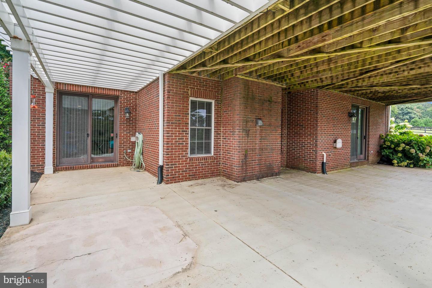 9163 OLD WATERLOO RD, WARRENTON, Virginia 20186, 5 Bedrooms Bedrooms, ,4 BathroomsBathrooms,Residential,For sale,9163 OLD WATERLOO RD,VAFQ2017884 MLS # VAFQ2017884