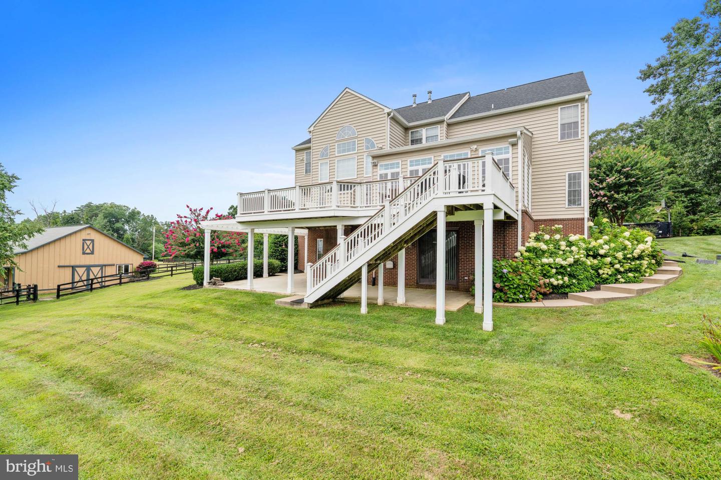 9163 OLD WATERLOO RD, WARRENTON, Virginia 20186, 5 Bedrooms Bedrooms, ,4 BathroomsBathrooms,Residential,For sale,9163 OLD WATERLOO RD,VAFQ2017884 MLS # VAFQ2017884