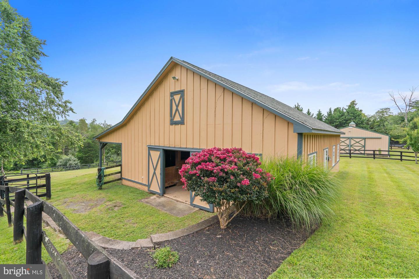 9163 OLD WATERLOO RD, WARRENTON, Virginia 20186, 5 Bedrooms Bedrooms, ,4 BathroomsBathrooms,Residential,For sale,9163 OLD WATERLOO RD,VAFQ2017884 MLS # VAFQ2017884