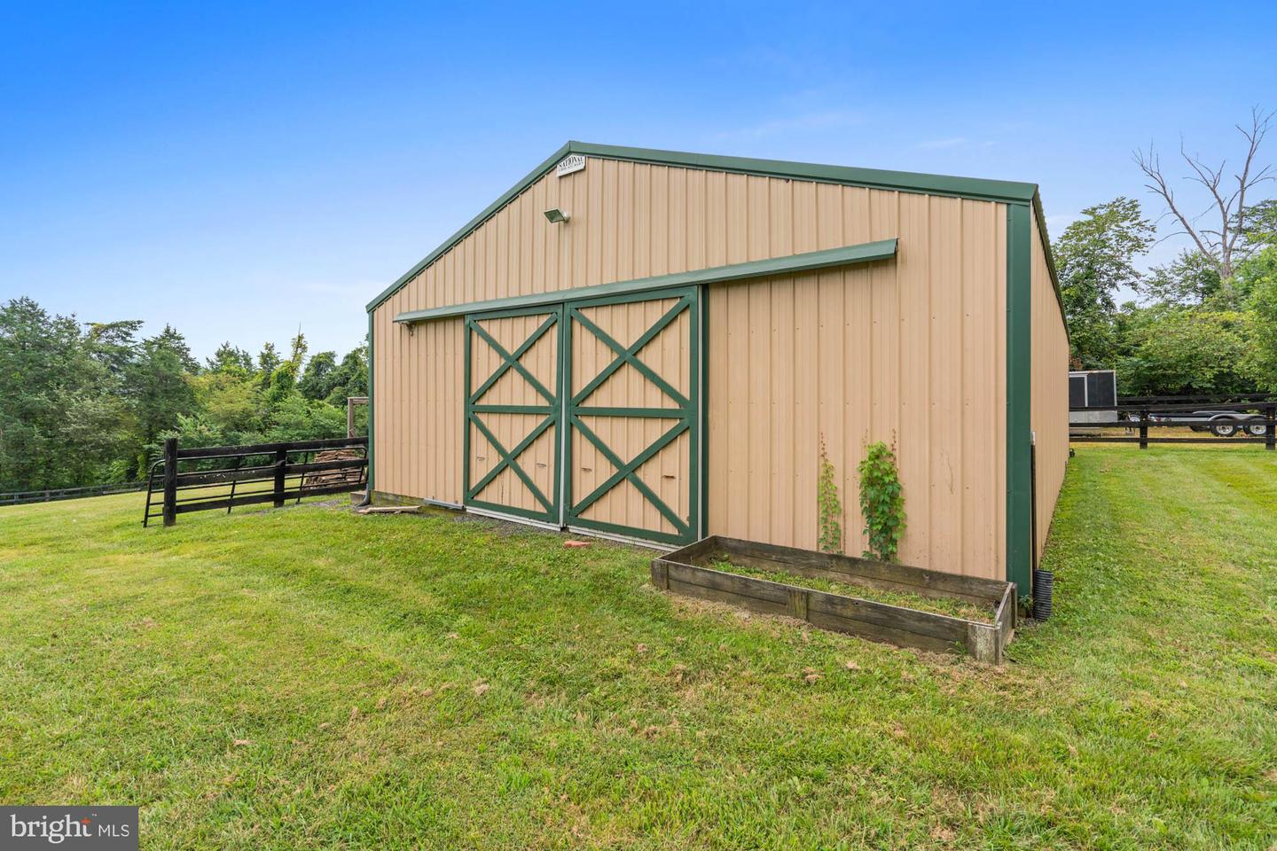 9163 OLD WATERLOO RD, WARRENTON, Virginia 20186, 5 Bedrooms Bedrooms, ,4 BathroomsBathrooms,Residential,For sale,9163 OLD WATERLOO RD,VAFQ2017884 MLS # VAFQ2017884