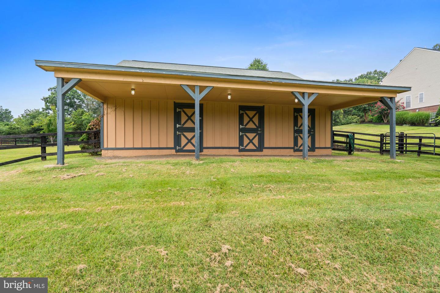 9163 OLD WATERLOO RD, WARRENTON, Virginia 20186, 5 Bedrooms Bedrooms, ,4 BathroomsBathrooms,Residential,For sale,9163 OLD WATERLOO RD,VAFQ2017884 MLS # VAFQ2017884