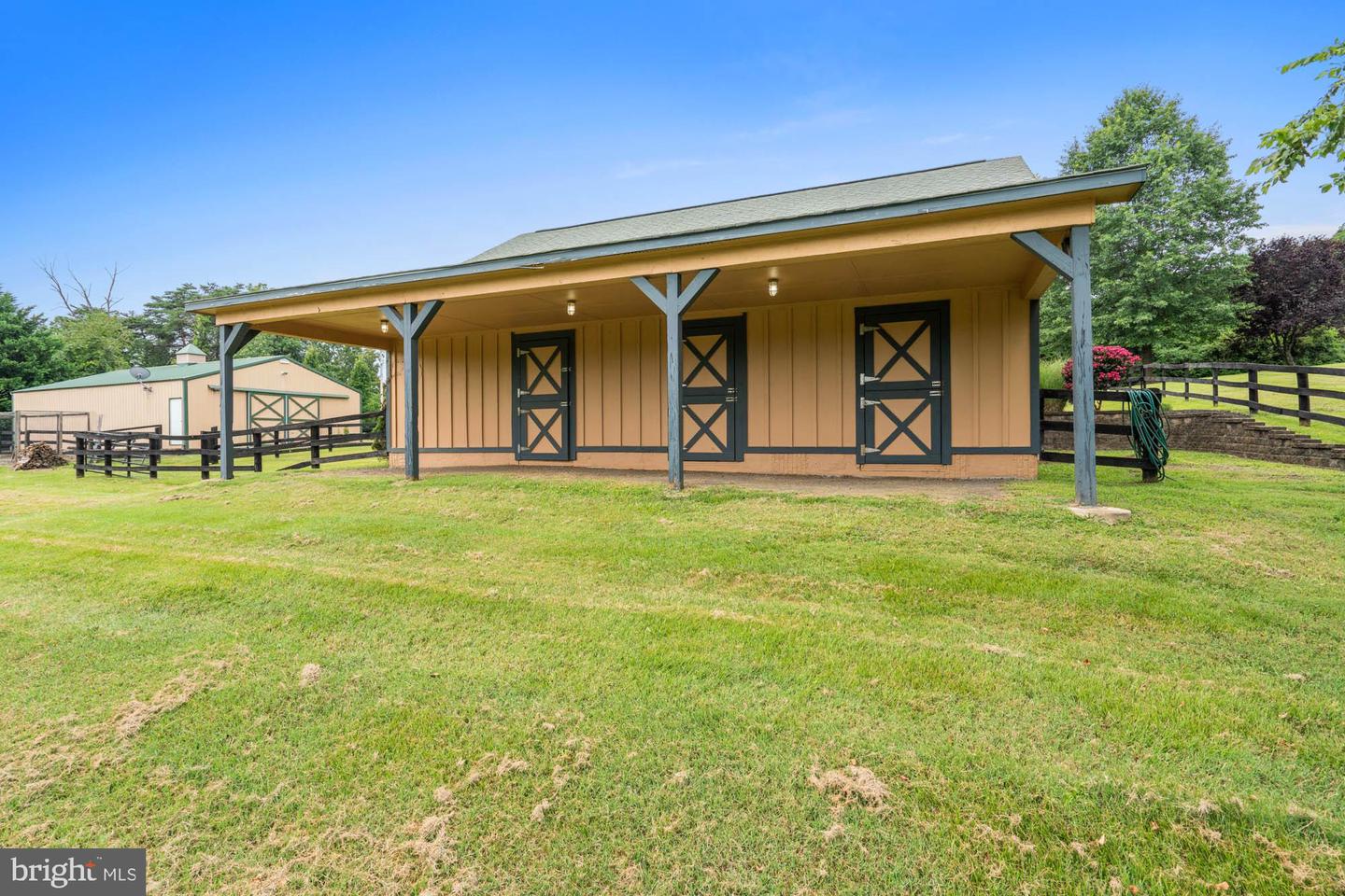 9163 OLD WATERLOO RD, WARRENTON, Virginia 20186, 5 Bedrooms Bedrooms, ,4 BathroomsBathrooms,Residential,For sale,9163 OLD WATERLOO RD,VAFQ2017884 MLS # VAFQ2017884