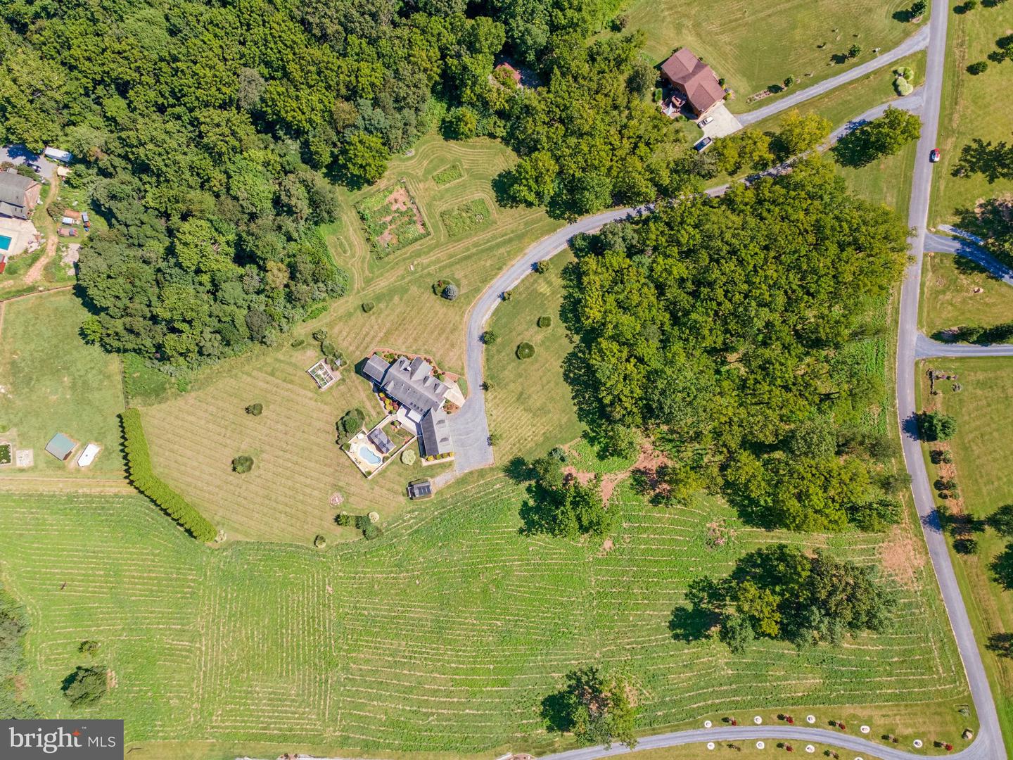 710 BOYDS MILL LN, BENTONVILLE, Virginia 22610, 4 Bedrooms Bedrooms, ,4 BathroomsBathrooms,Residential,For sale,710 BOYDS MILL LN,VAWR2011940 MLS # VAWR2011940