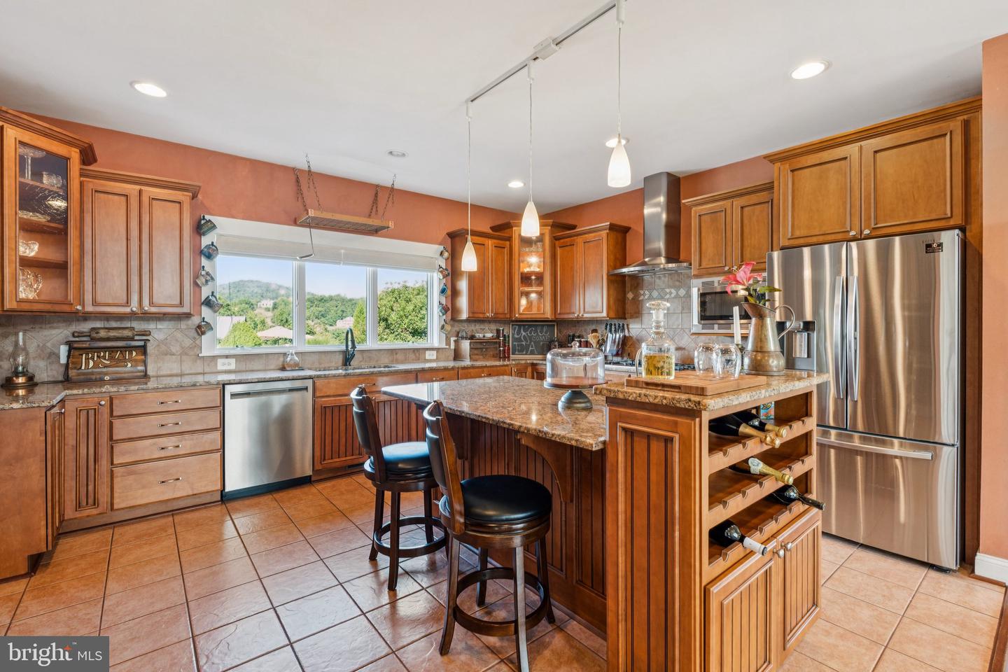 710 BOYDS MILL LN, BENTONVILLE, Virginia 22610, 4 Bedrooms Bedrooms, ,4 BathroomsBathrooms,Residential,For sale,710 BOYDS MILL LN,VAWR2011940 MLS # VAWR2011940