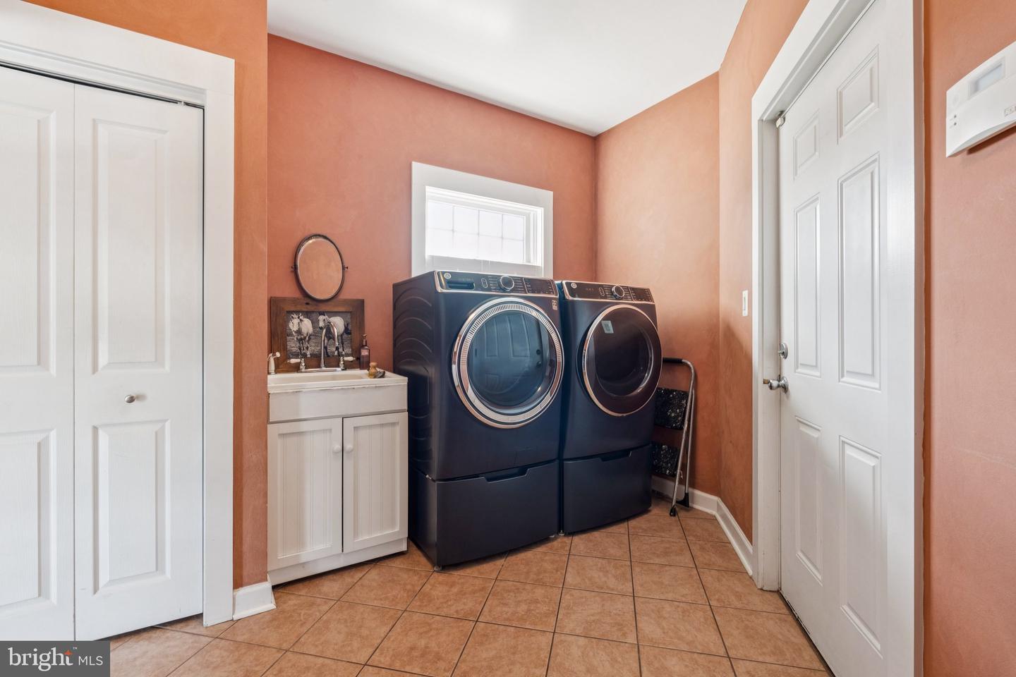710 BOYDS MILL LN, BENTONVILLE, Virginia 22610, 4 Bedrooms Bedrooms, ,4 BathroomsBathrooms,Residential,For sale,710 BOYDS MILL LN,VAWR2011940 MLS # VAWR2011940