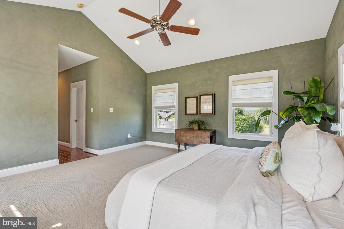 710 BOYDS MILL LN, BENTONVILLE, Virginia 22610, 4 Bedrooms Bedrooms, ,4 BathroomsBathrooms,Residential,For sale,710 BOYDS MILL LN,VAWR2011940 MLS # VAWR2011940