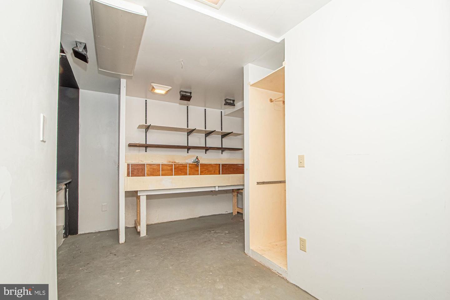 302 SUMMIT POINT DR, FRONT ROYAL, Virginia 22630, 3 Bedrooms Bedrooms, ,2 BathroomsBathrooms,Residential,For sale,302 SUMMIT POINT DR,VAWR2011942 MLS # VAWR2011942