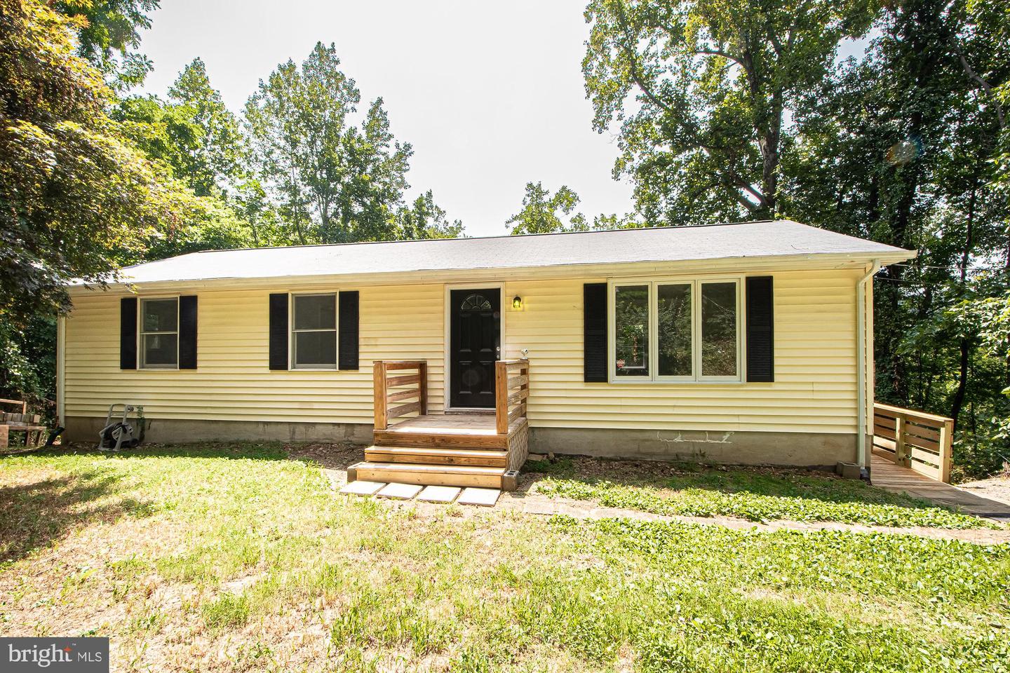 302 SUMMIT POINT DR, FRONT ROYAL, Virginia 22630, 3 Bedrooms Bedrooms, ,2 BathroomsBathrooms,Residential,For sale,302 SUMMIT POINT DR,VAWR2011942 MLS # VAWR2011942