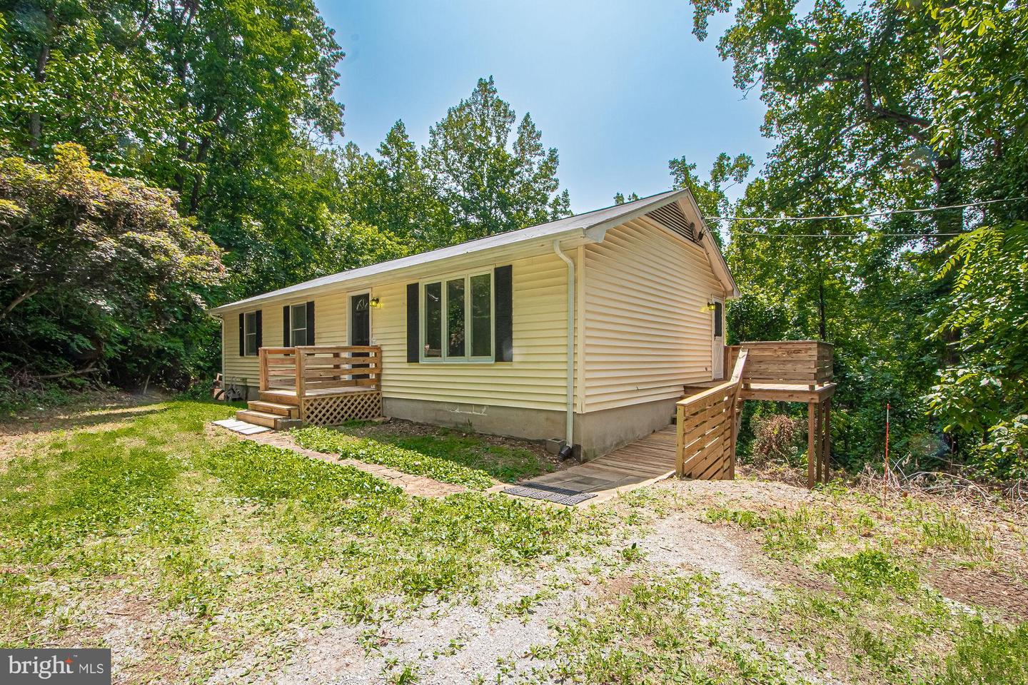 302 SUMMIT POINT DR, FRONT ROYAL, Virginia 22630, 3 Bedrooms Bedrooms, ,2 BathroomsBathrooms,Residential,For sale,302 SUMMIT POINT DR,VAWR2011942 MLS # VAWR2011942