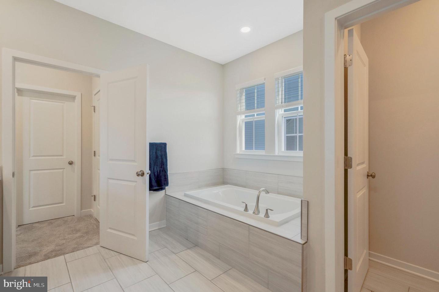 2110 WHITHORN HILL, JEFFERSONTON, Virginia 22724, 6 Bedrooms Bedrooms, ,5 BathroomsBathrooms,Residential,For sale,2110 WHITHORN HILL,VACU2011256 MLS # VACU2011256