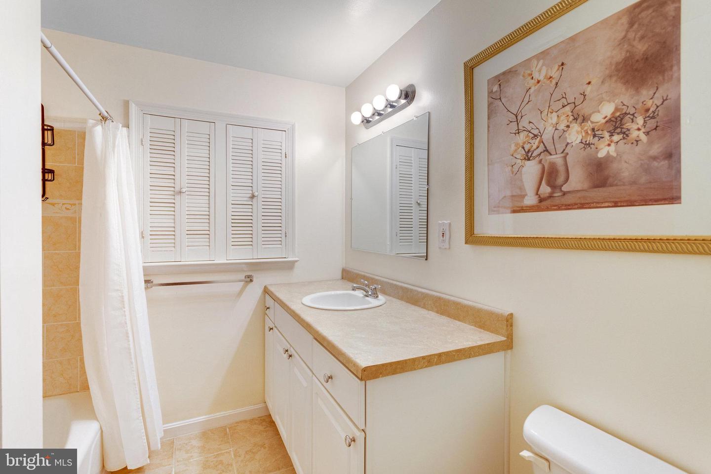 1423 FOREST LN, WOODBRIDGE, Virginia 22191, 3 Bedrooms Bedrooms, ,2 BathroomsBathrooms,Residential,For sale,1423 FOREST LN,VAPW2101302 MLS # VAPW2101302