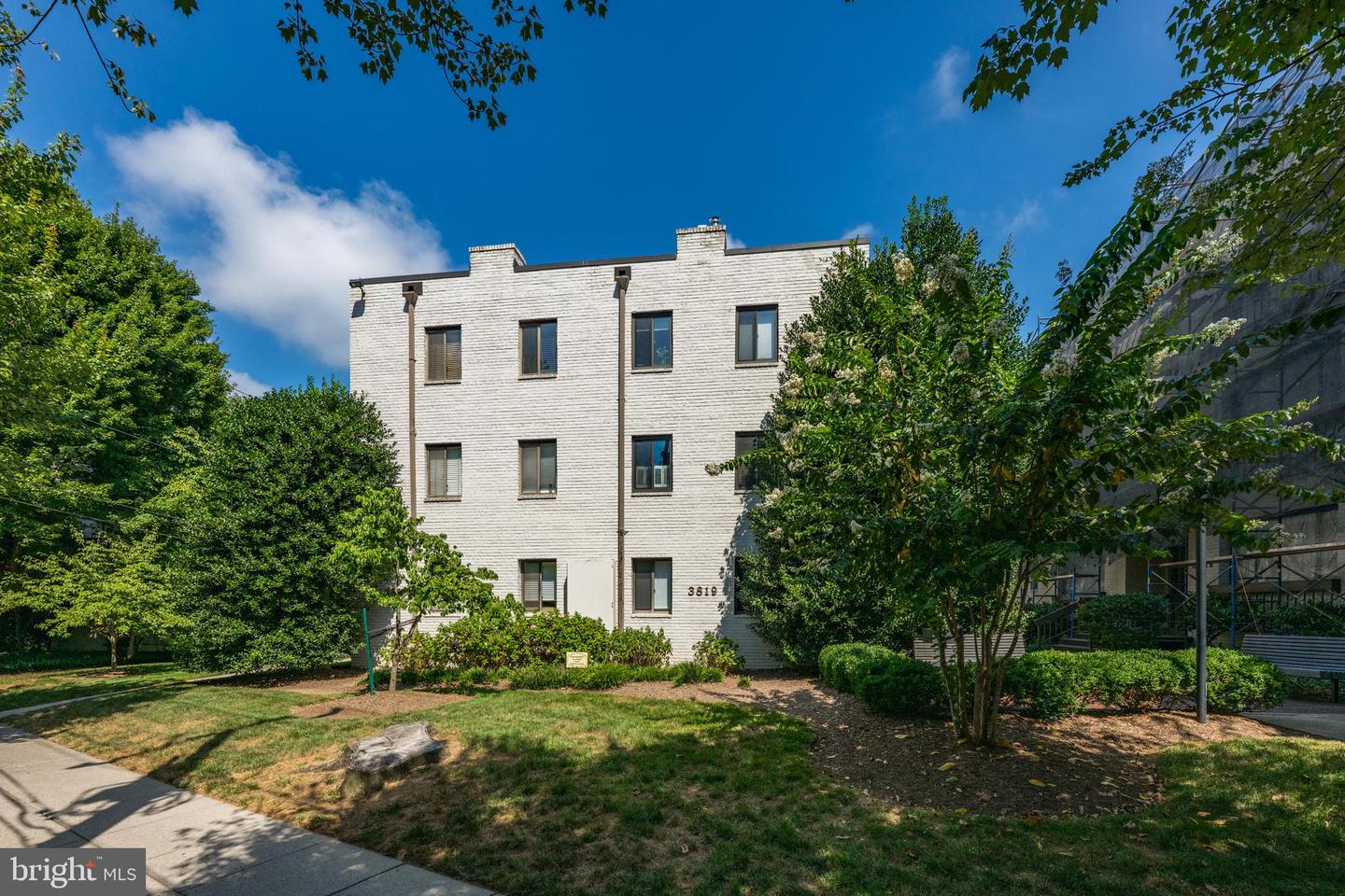 3819 DAVIS PL NW #4, WASHINGTON, District Of Columbia 20007, 1 Bedroom Bedrooms, ,1 BathroomBathrooms,Residential,For sale,3819 DAVIS PL NW #4,DCDC2214778 MLS # DCDC2214778