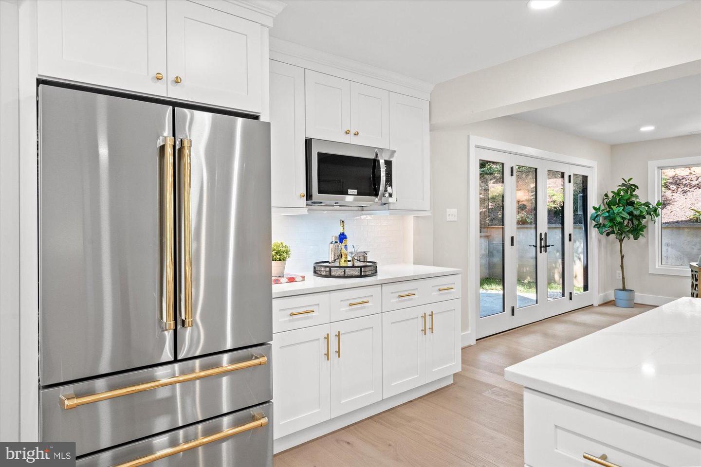 903 E TIMBER BRANCH PKWY, ALEXANDRIA, Virginia 22302, 5 Bedrooms Bedrooms, ,4 BathroomsBathrooms,Residential,For sale,903 E TIMBER BRANCH PKWY,VAAX2048514 MLS # VAAX2048514