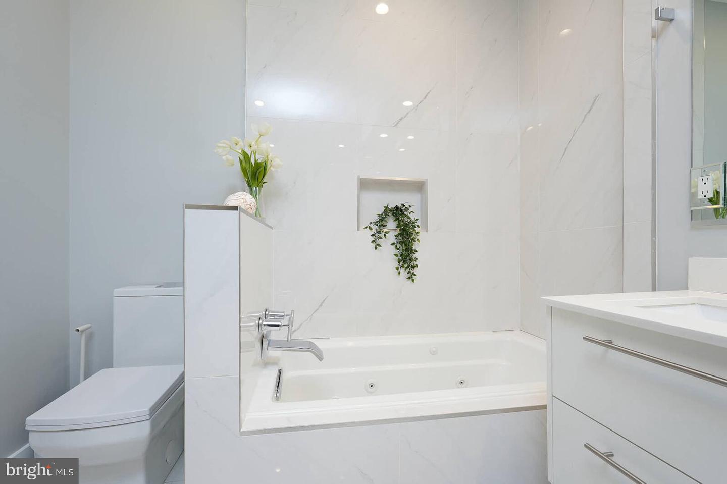 1461 CHAPIN ST NW, WASHINGTON, District Of Columbia 20009, 9 Bedrooms Bedrooms, ,9 BathroomsBathrooms,Residential,For sale,1461 CHAPIN ST NW,DCDC2214950 MLS # DCDC2214950