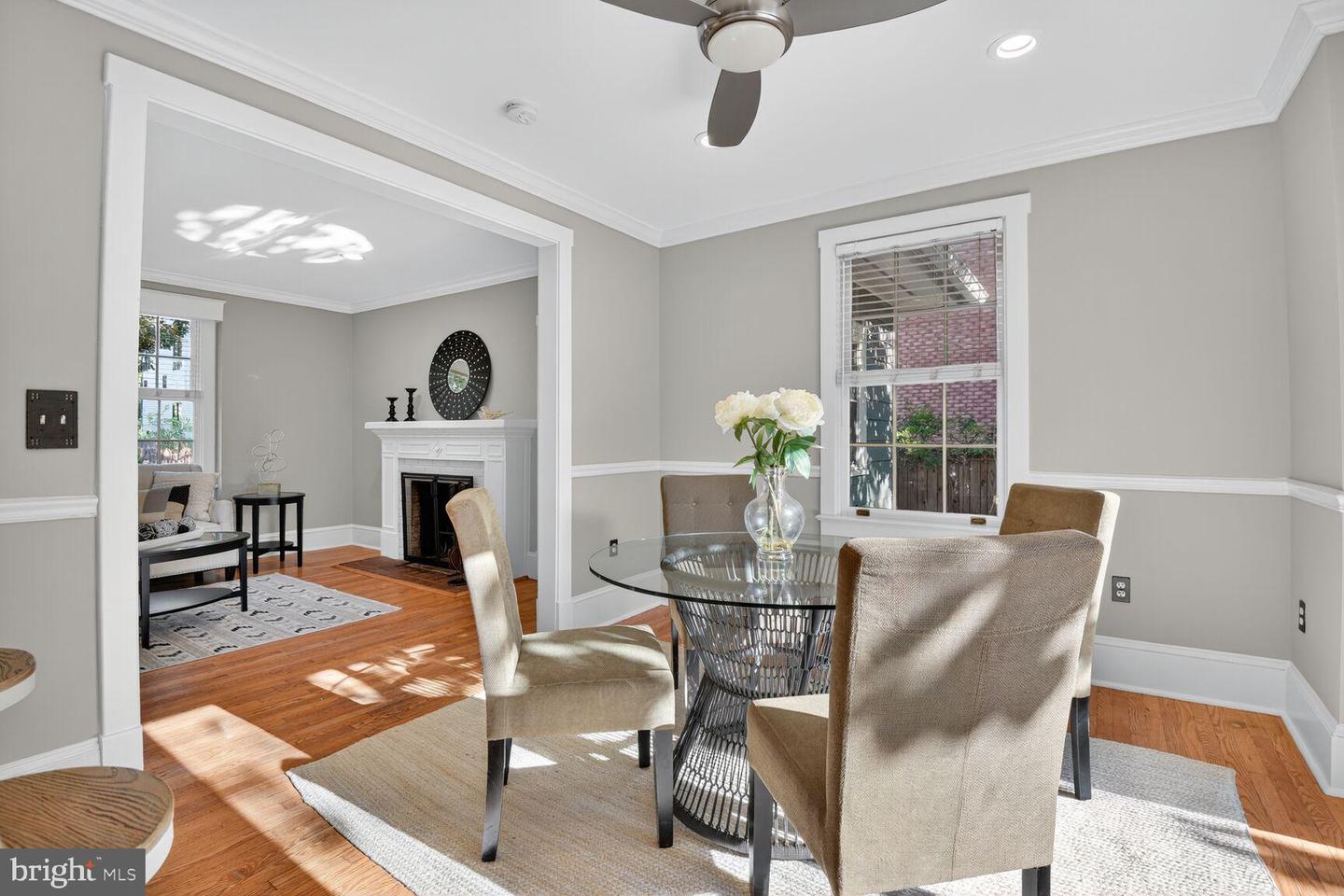 802 N DANIEL ST, ARLINGTON, Virginia 22201, 3 Bedrooms Bedrooms, 9 Rooms Rooms,2 BathroomsBathrooms,Residential,For sale,802 N DANIEL ST,VAAR2062220 MLS # VAAR2062220