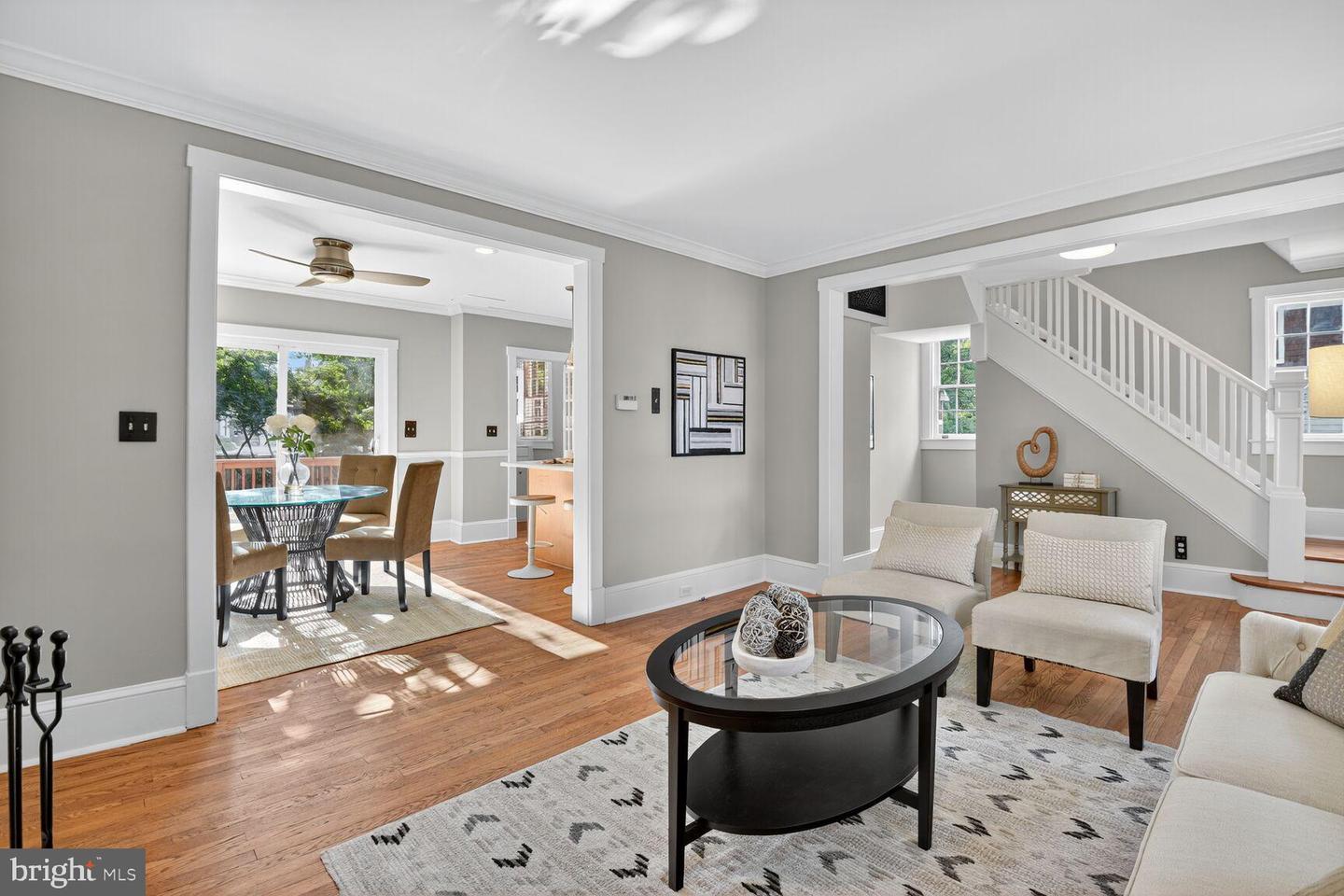 802 N DANIEL ST, ARLINGTON, Virginia 22201, 3 Bedrooms Bedrooms, 9 Rooms Rooms,2 BathroomsBathrooms,Residential,For sale,802 N DANIEL ST,VAAR2062220 MLS # VAAR2062220