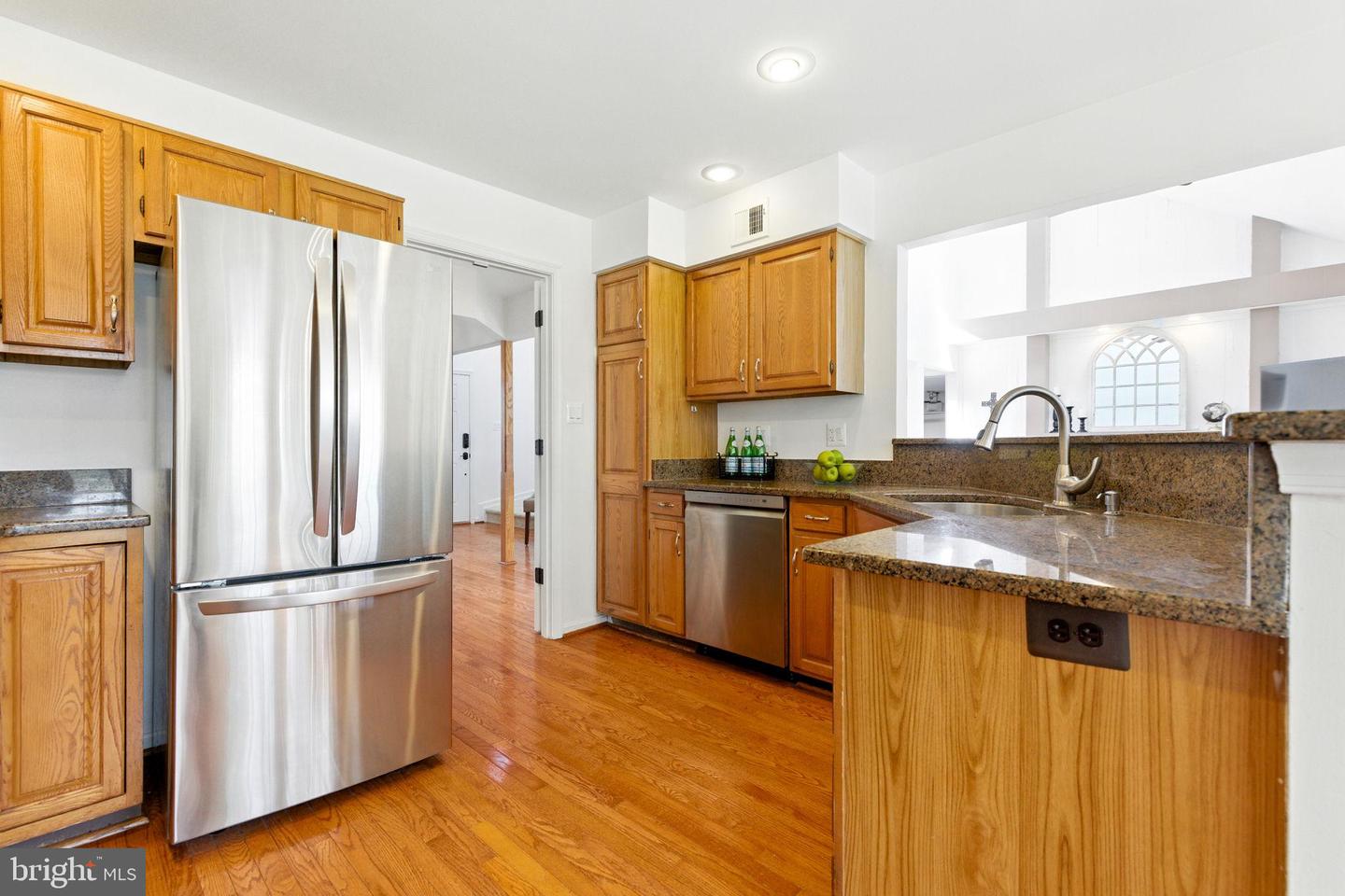 21165 HAYSHIRE CT, ASHBURN, Virginia 20147, 4 Bedrooms Bedrooms, 11 Rooms Rooms,2 BathroomsBathrooms,Residential,For sale,21165 HAYSHIRE CT,VALO2104468 MLS # VALO2104468